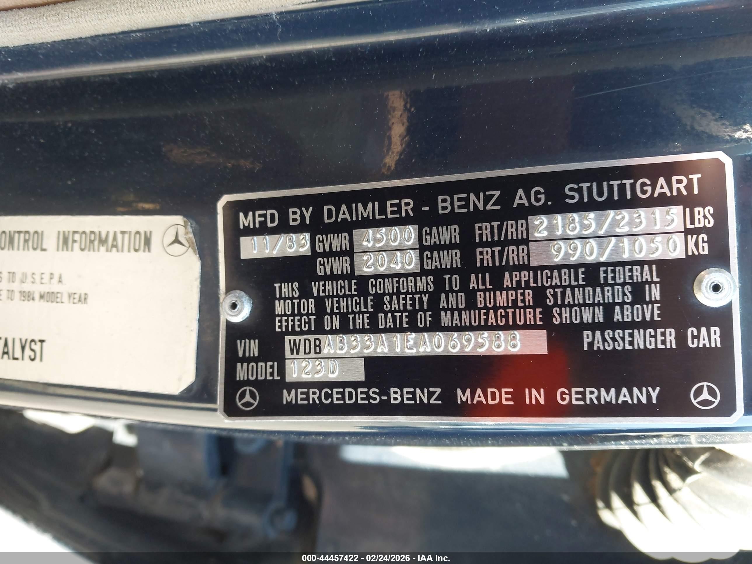 1984 Mercedes-benz 300 Dt Blue vin: WDBAB33A1EA069588