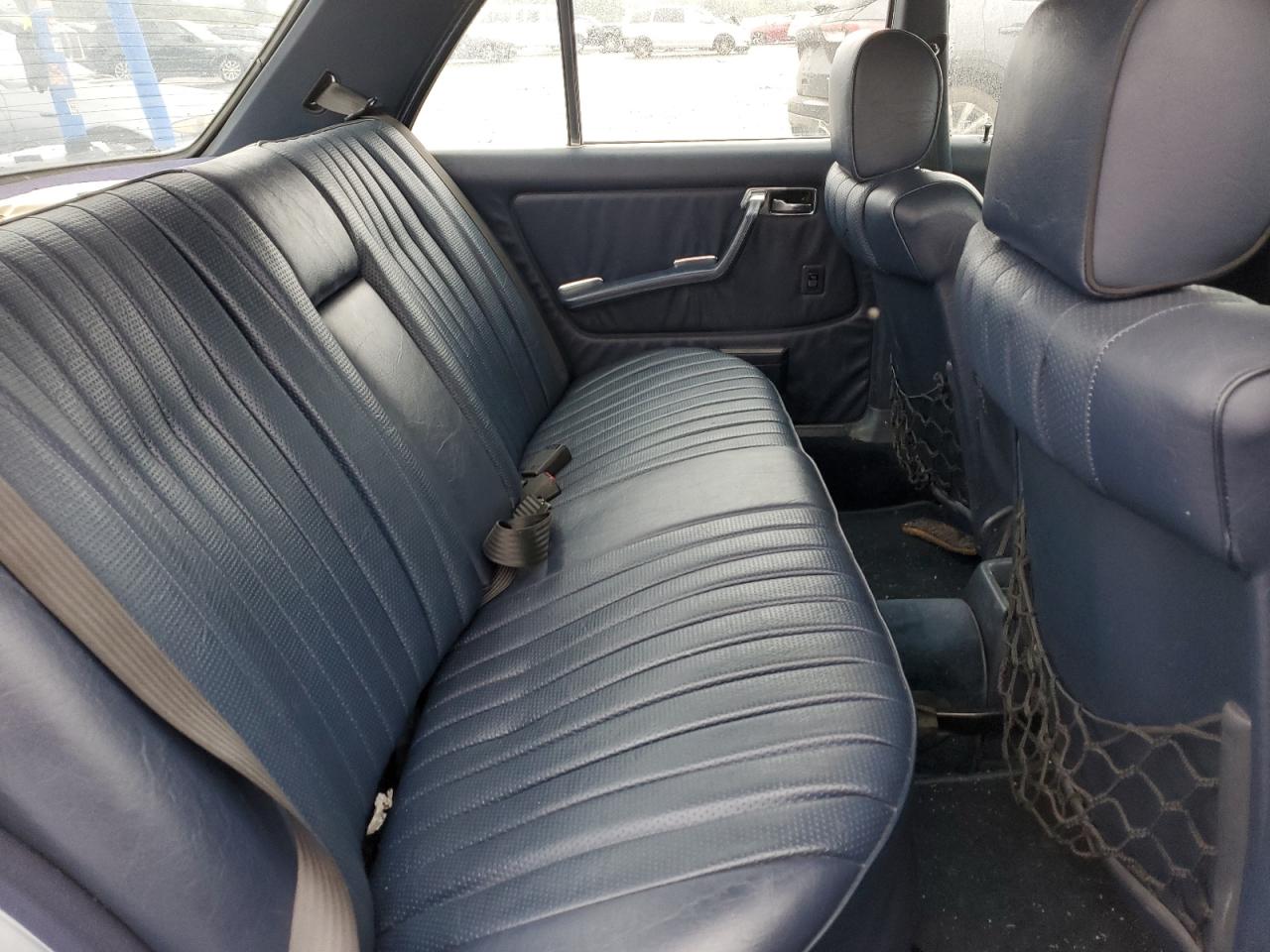 1984 Mercedes-benz 300 Dt Серый vin: WDBAB33A2EA141026