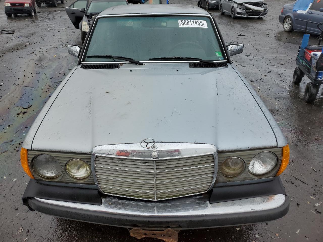 1984 Mercedes-benz 300 Dt Серый vin: WDBAB33A2EA141026