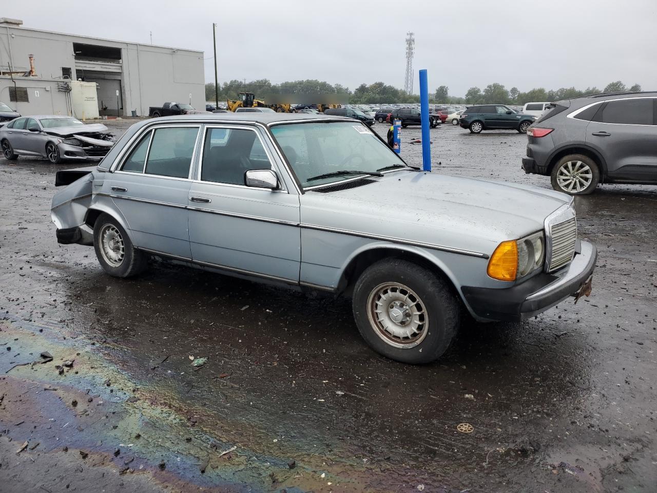 1984 Mercedes-benz 300 Dt Серый vin: WDBAB33A2EA141026