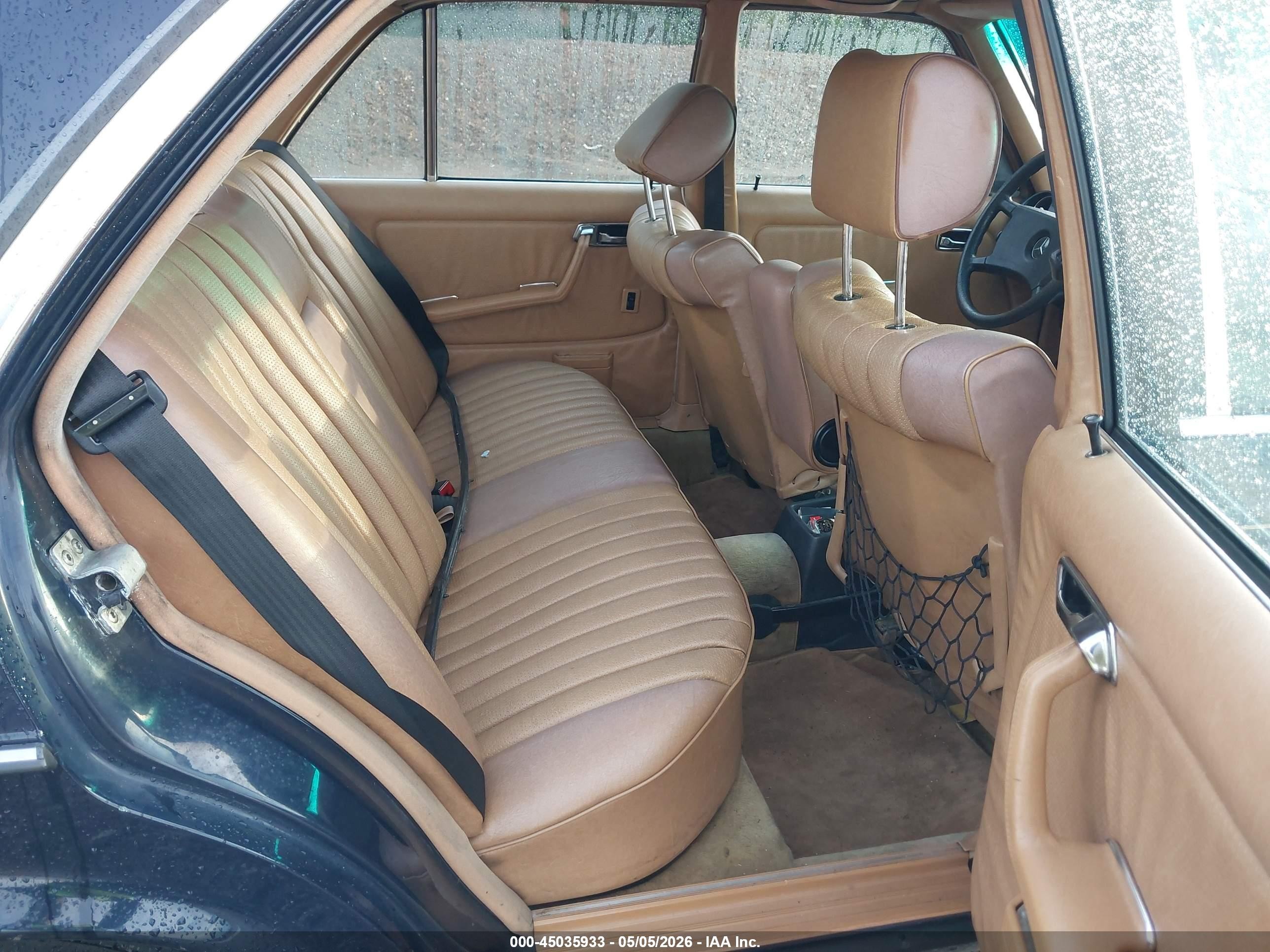 1984 Mercedes-benz 300 Dt Dark Blue vin: WDBAB33A2EA182143