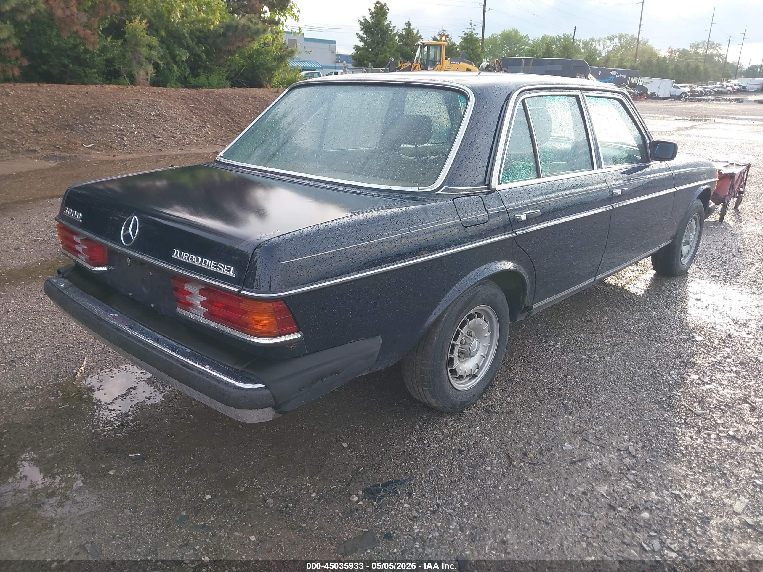 1984 Mercedes-benz 300 Dt Dark Blue vin: WDBAB33A2EA182143