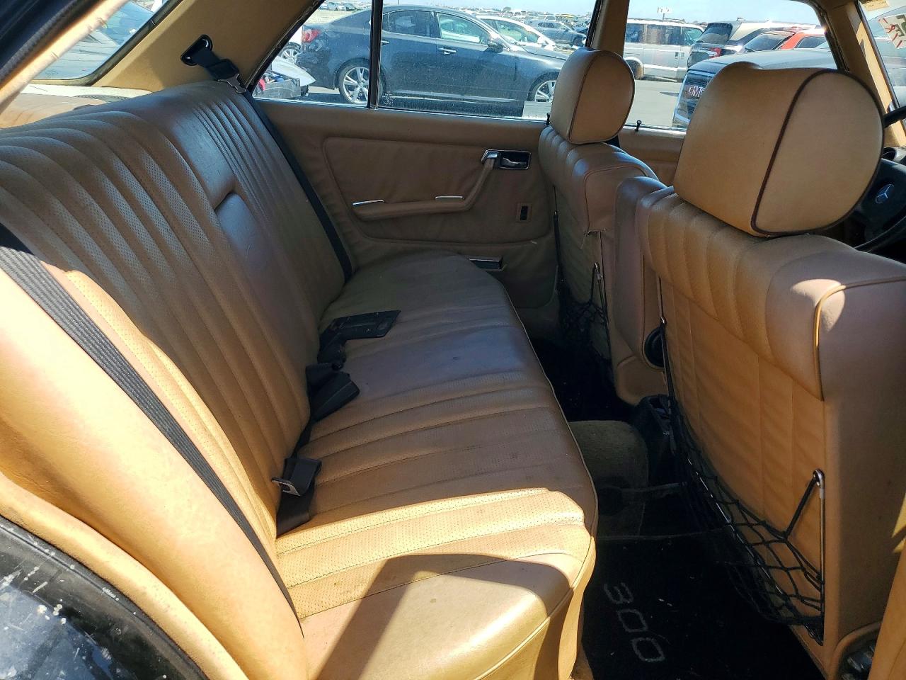 1982 Mercedes-benz 300 Dt Black vin: WDBAB33A3CB013238