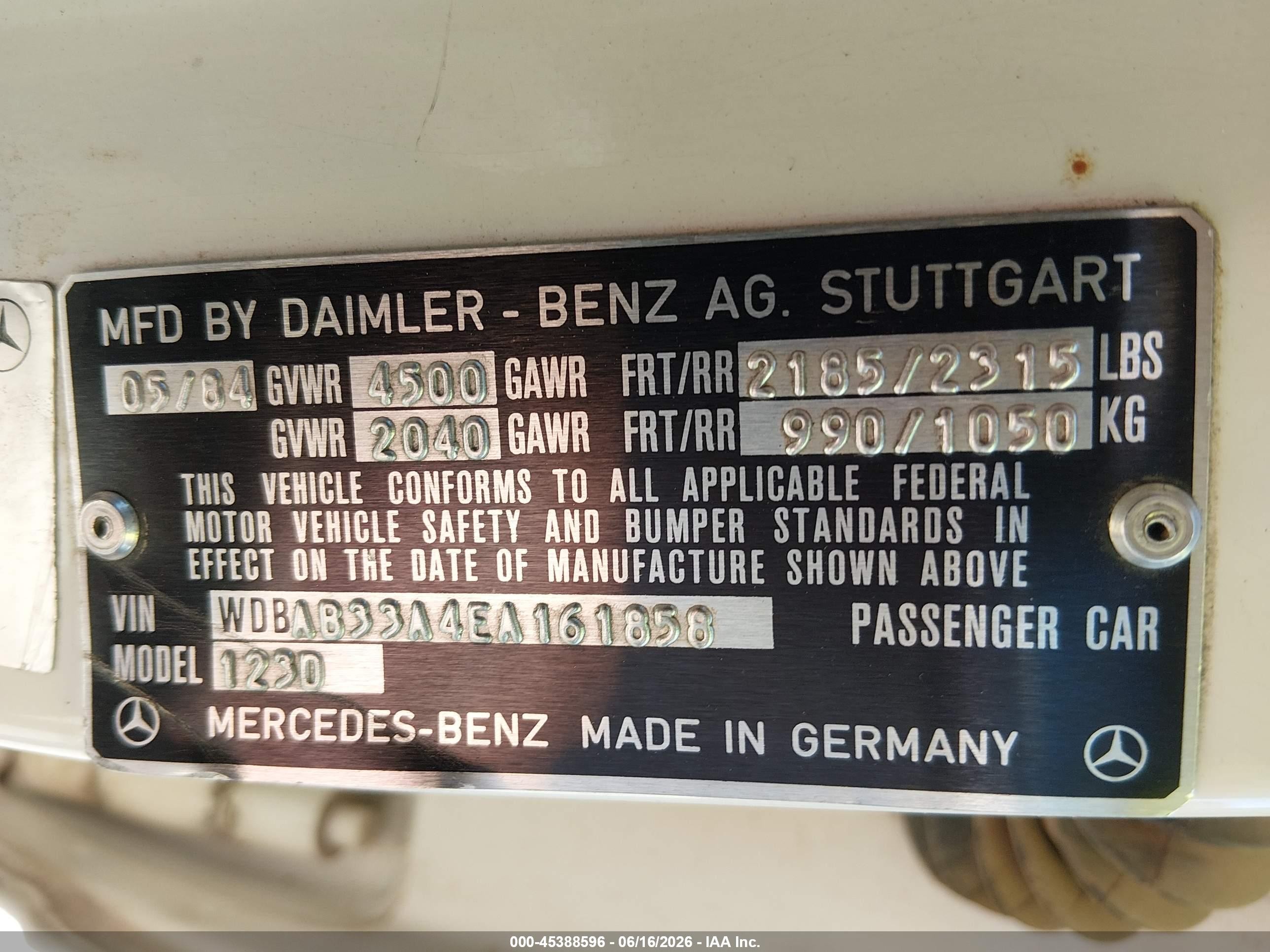 1984 Mercedes-benz 300 Dt Белый vin: WDBAB33A4EA161858