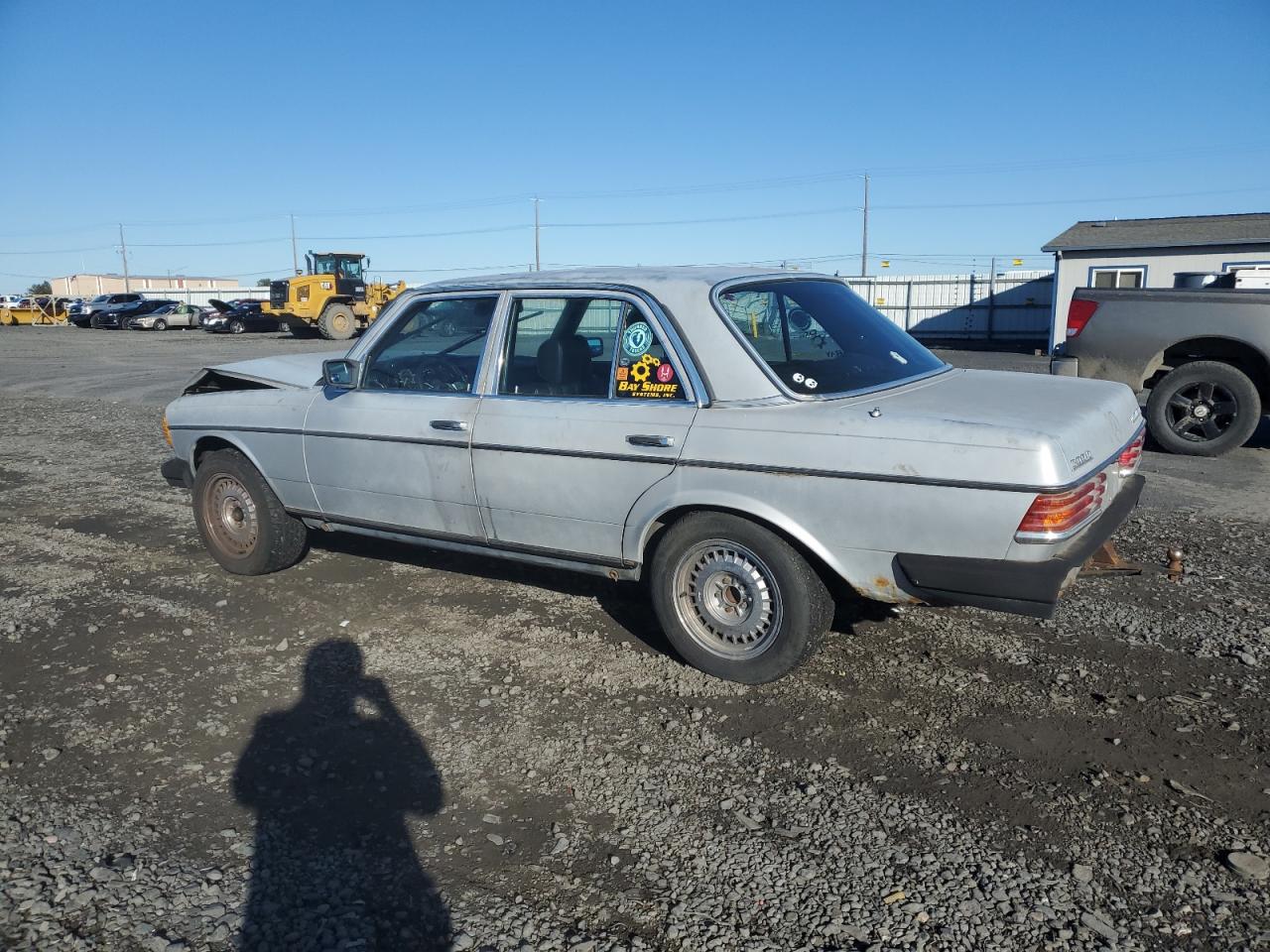1983 Mercedes-benz 300 Dt Silver vin: WDBAB33A5DB024470