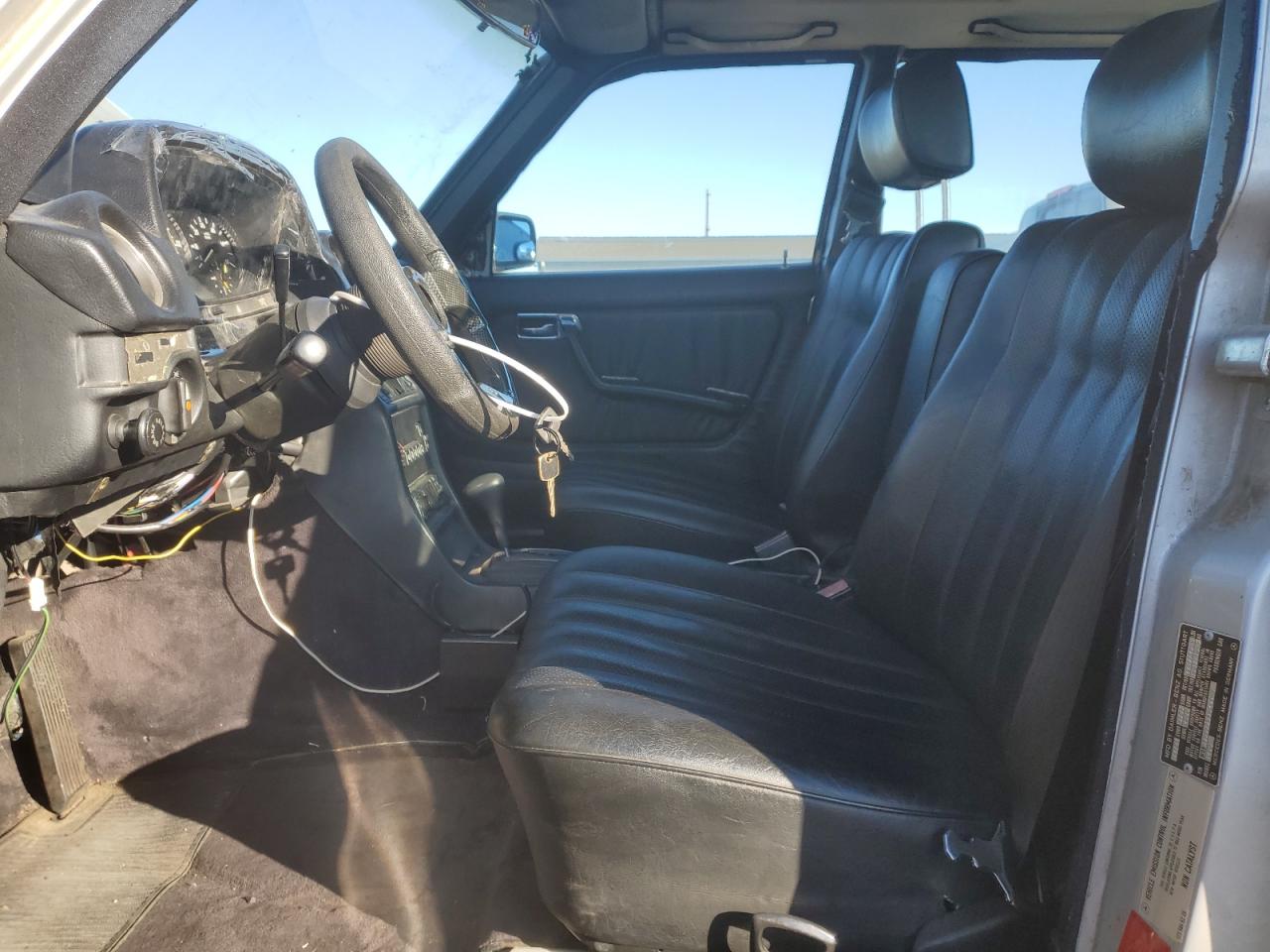 1983 Mercedes-benz 300 Dt Silver vin: WDBAB33A5DB024470