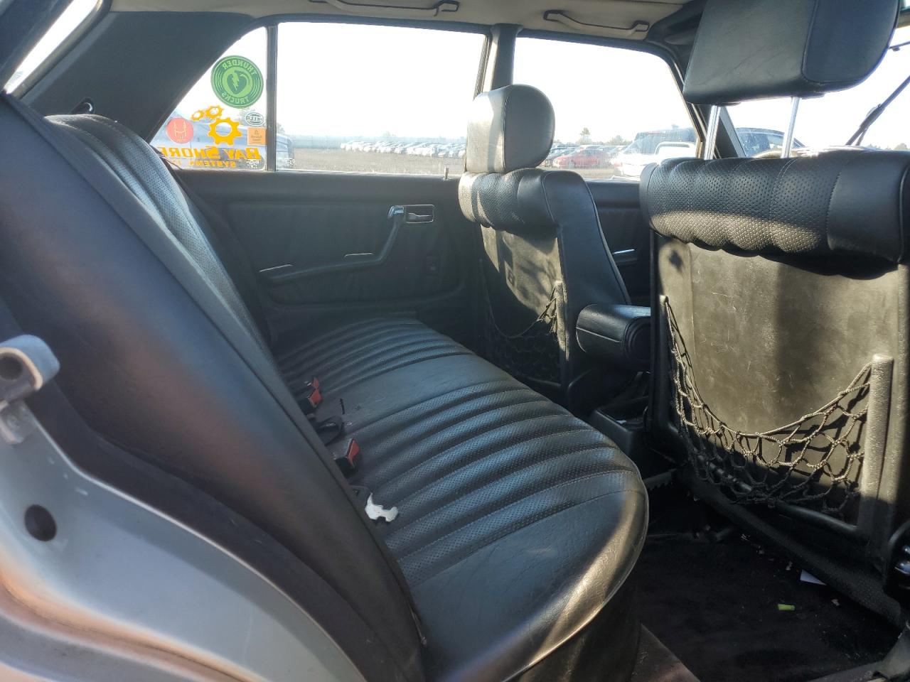 1983 Mercedes-benz 300 Dt Silver vin: WDBAB33A5DB024470