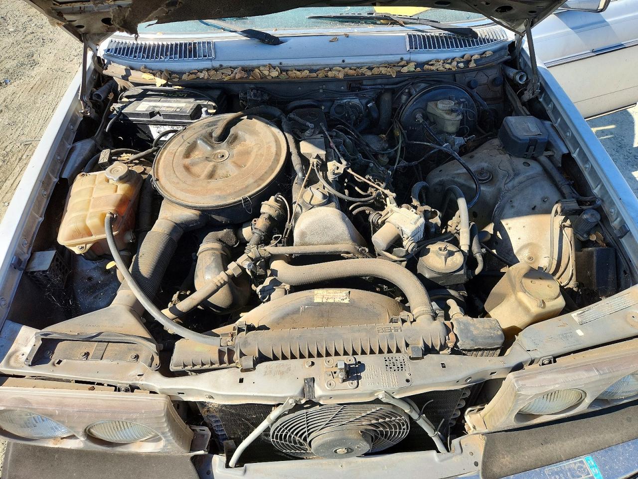 1982 Mercedes-benz 300 D Silver vin: WDBAB33A6CB004307