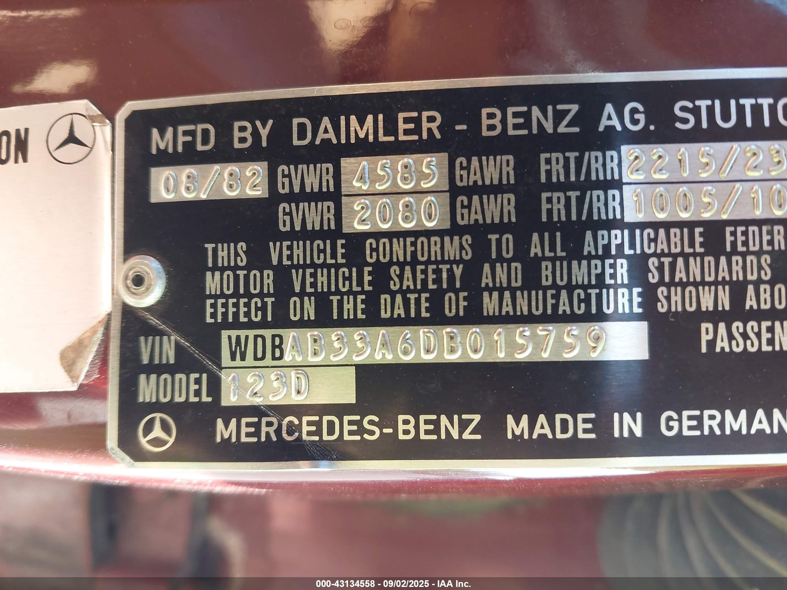 1983 Mercedes-benz 300 Dt Dark Brown vin: WDBAB33A6DB015759