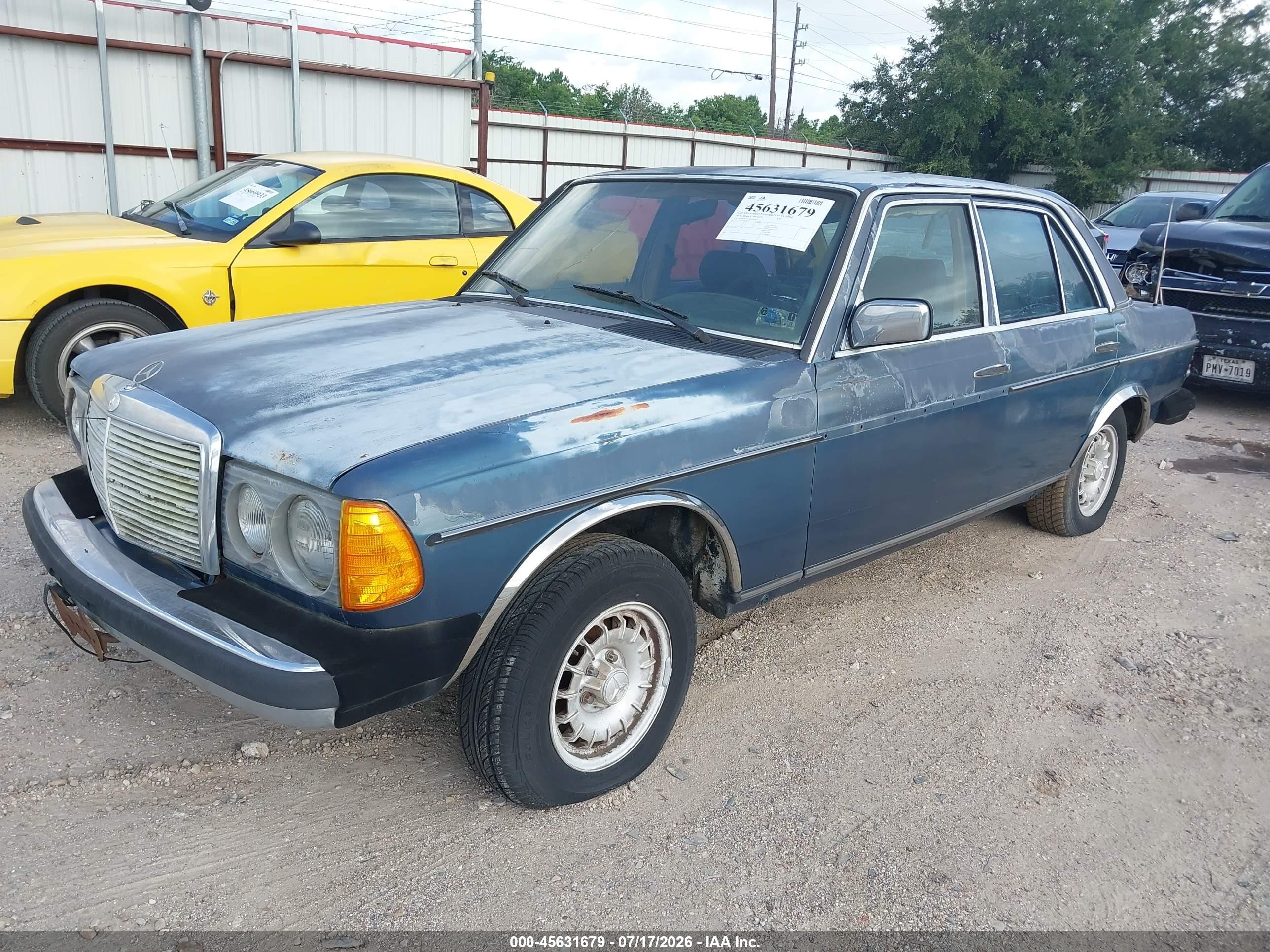 1984 Mercedes-benz 300 Dt Blue vin: WDBAB33A7EA060975