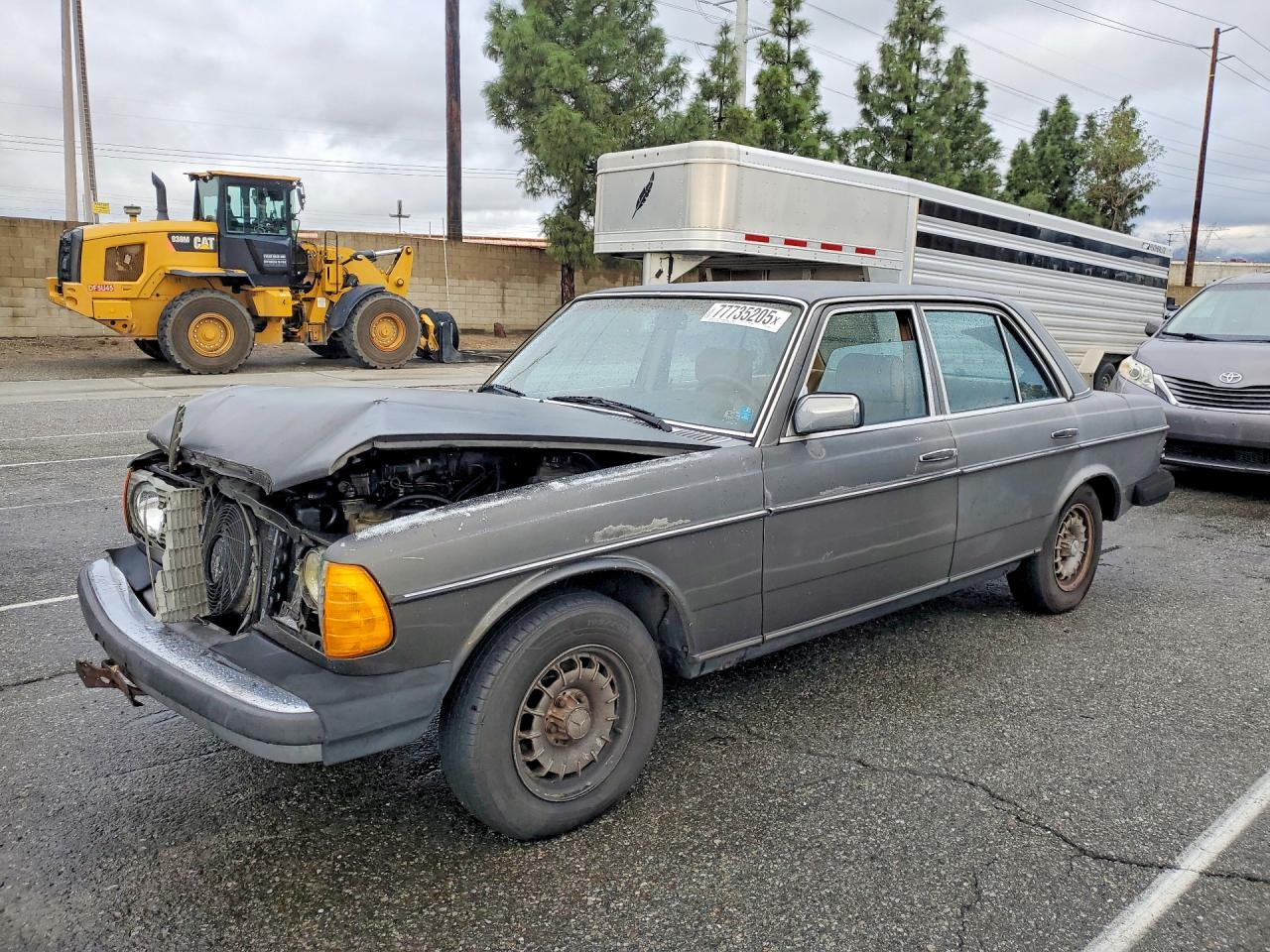 1982 Mercedes-benz 300 Dt Gray vin: WDBAB33A9CB002616