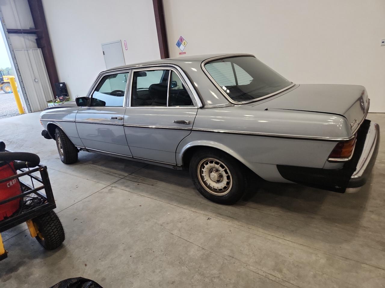 1984 Mercedes-benz 300 Dt Gray vin: WDBAB33A9EA091015