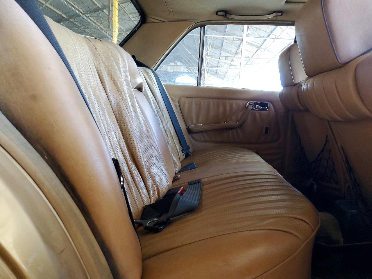 1984 Mercedes-benz 300 Dt Tan vin: WDBAB33AXEA006277