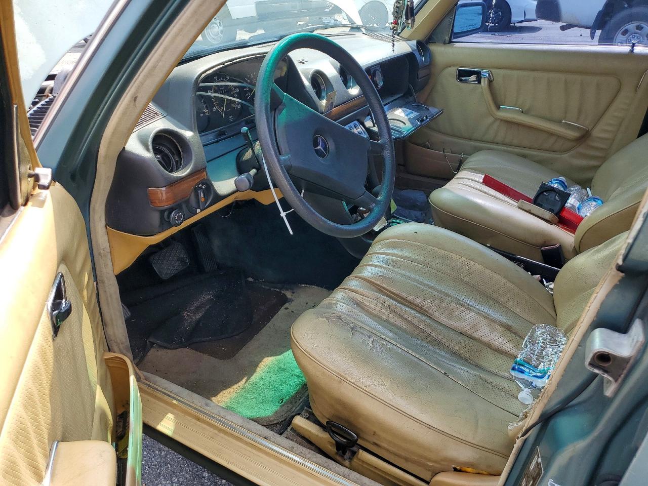 1985 Mercedes-benz 300 Dt Зеленый vin: WDBAB33C0FA208189