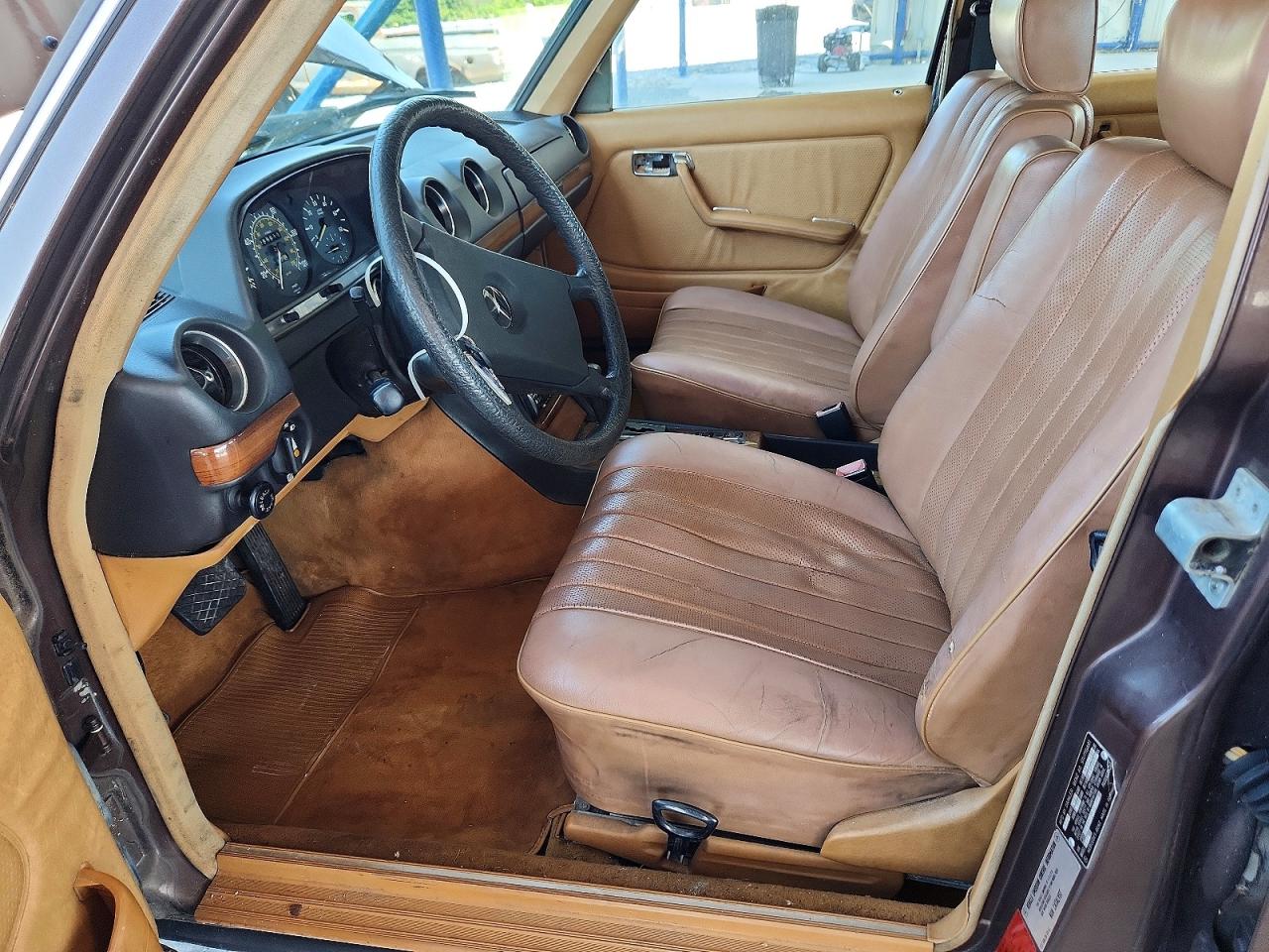 1985 Mercedes-benz 300 Dt Brown vin: WDBAB33CXFA272238