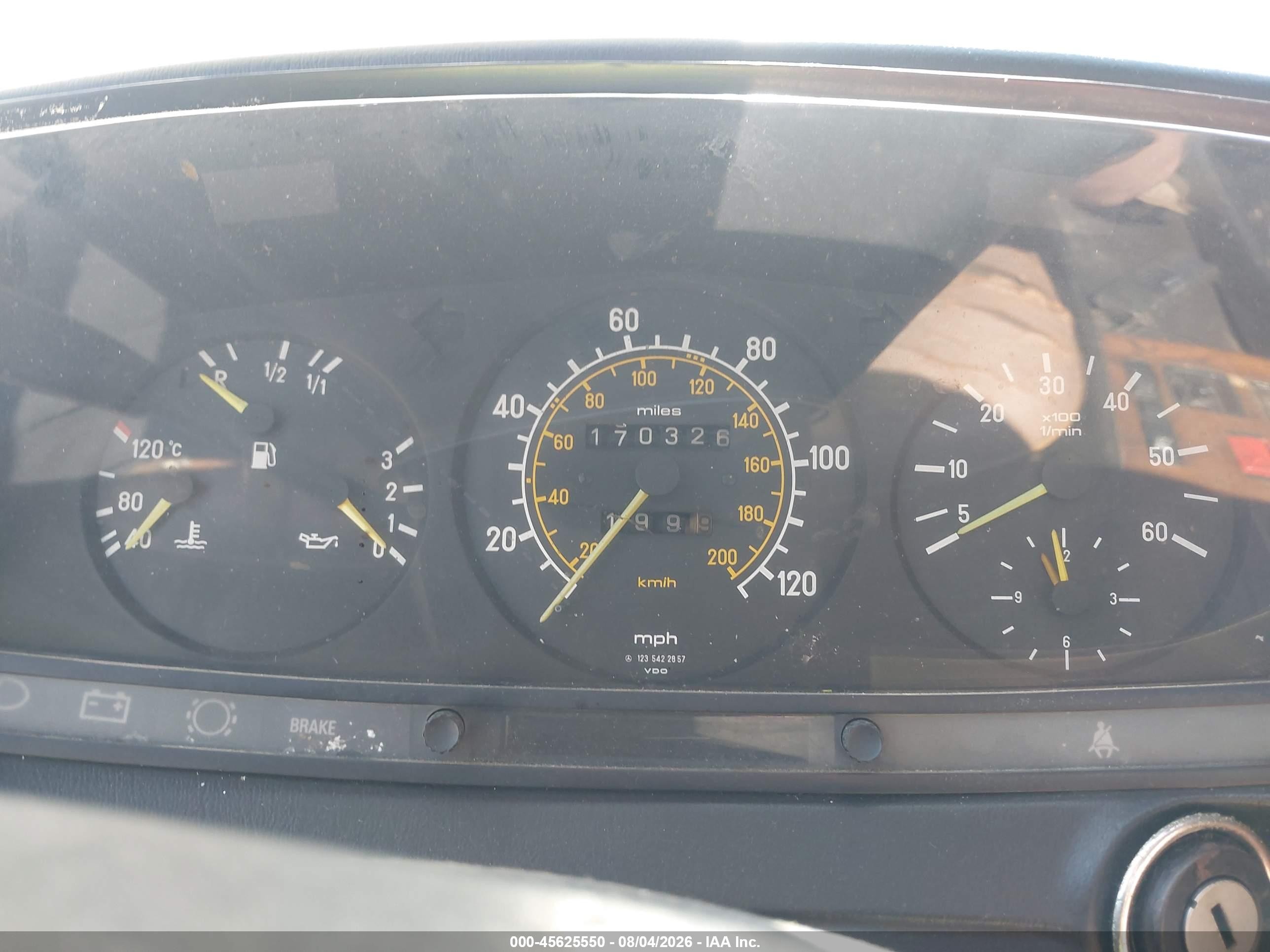 1984 Mercedes-benz 300 Cdt Blue vin: WDBAB53A3EA139006