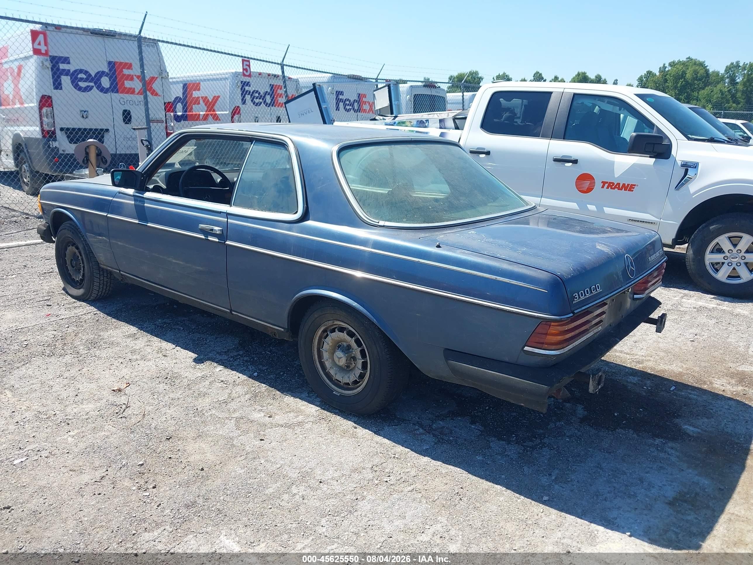 1984 Mercedes-benz 300 Cdt Blue vin: WDBAB53A3EA139006
