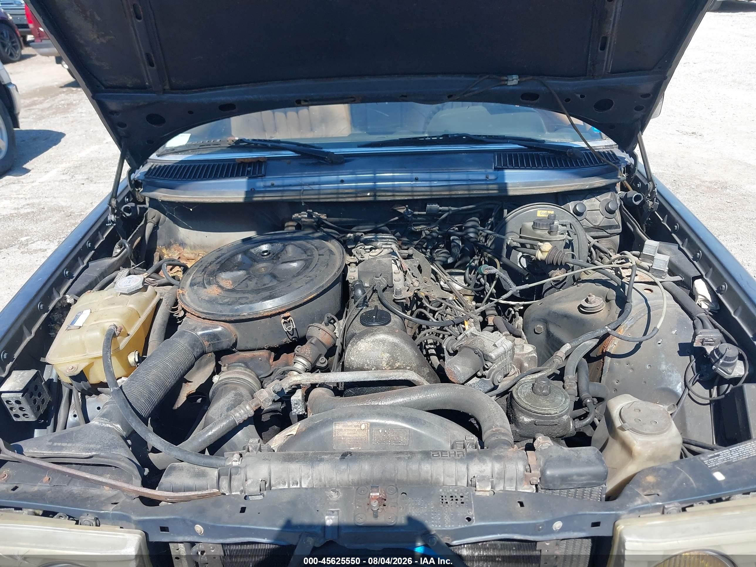 1984 Mercedes-benz 300 Cdt Blue vin: WDBAB53A3EA139006