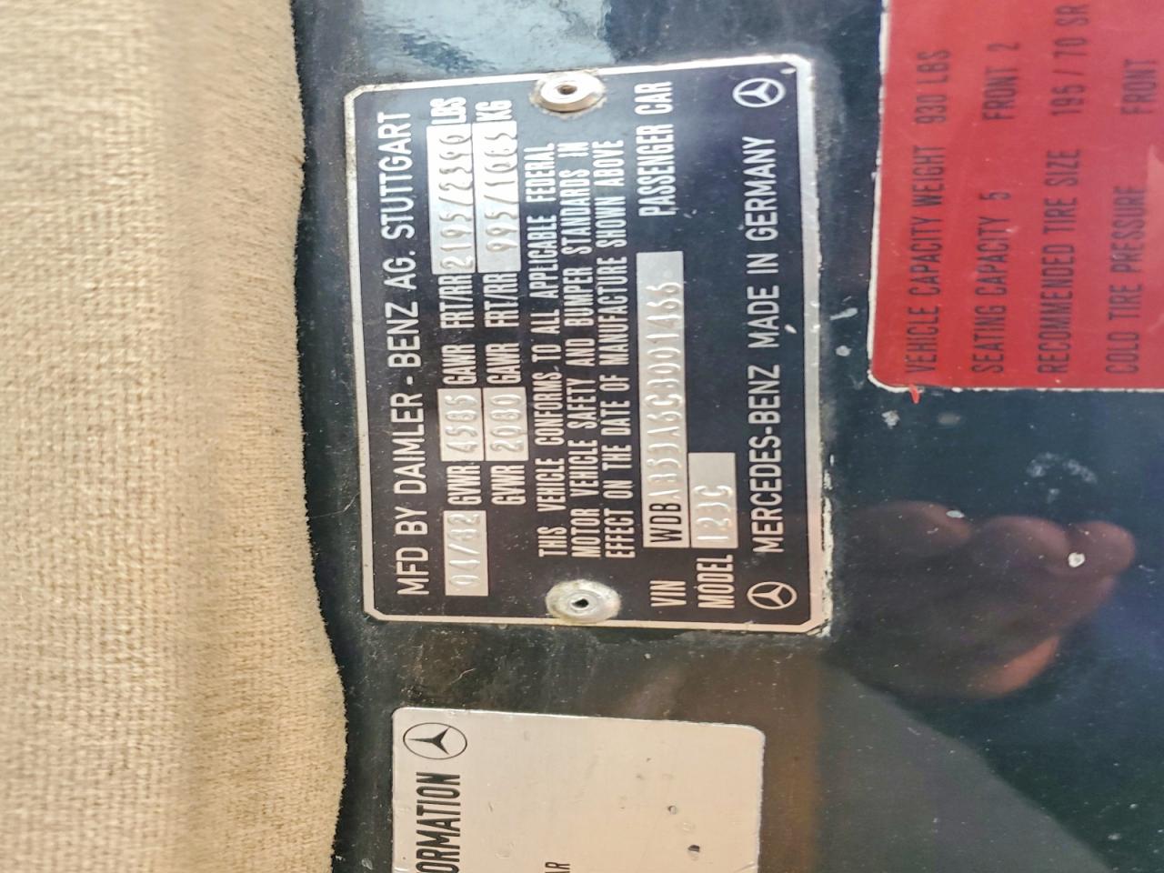 1982 Mercedes-benz 300 Cdt Black vin: WDBAB53A6CB001466
