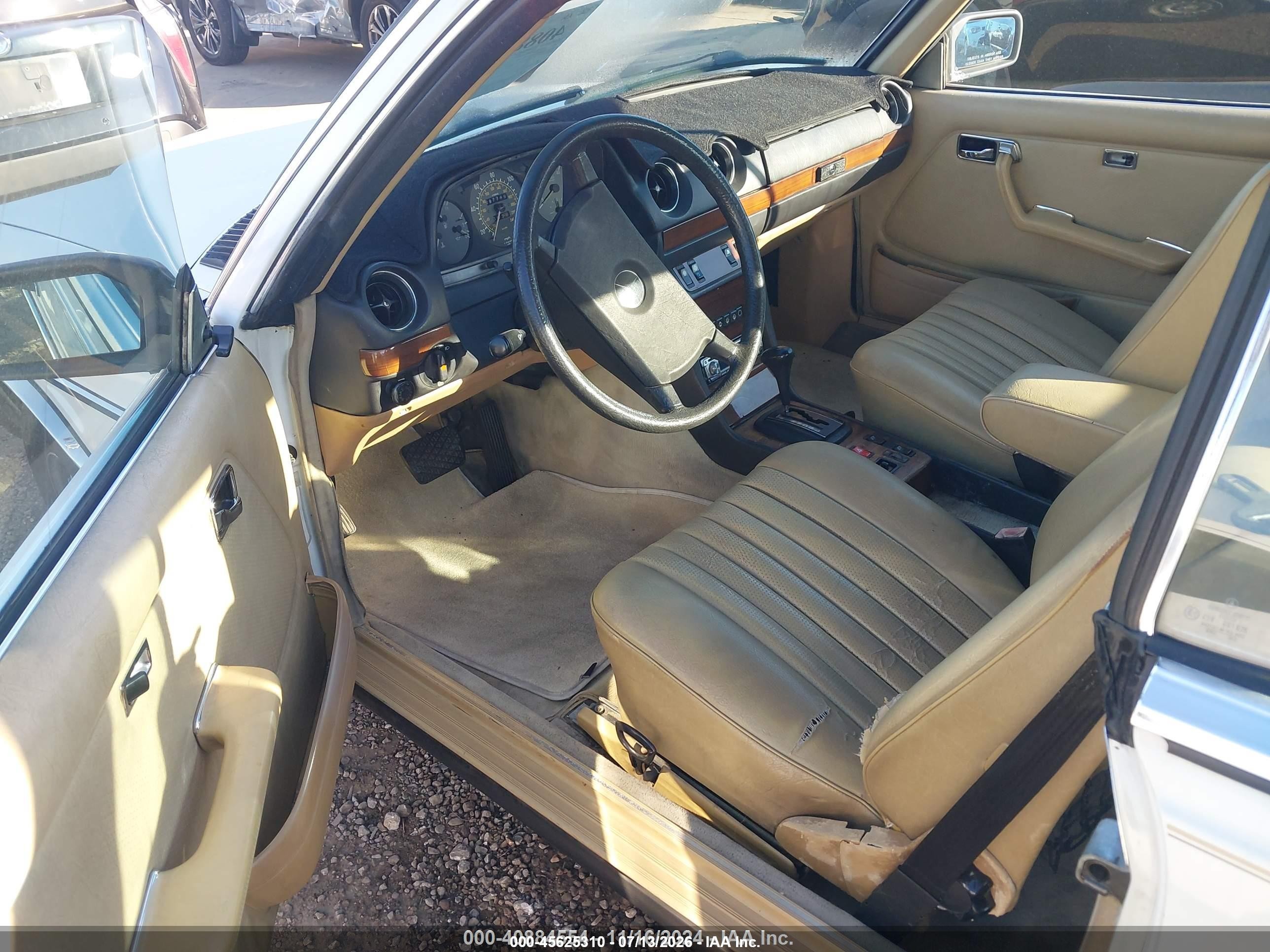 1985 Mercedes-benz 300 Cdt Белый vin: WDBAB53A6FA253406