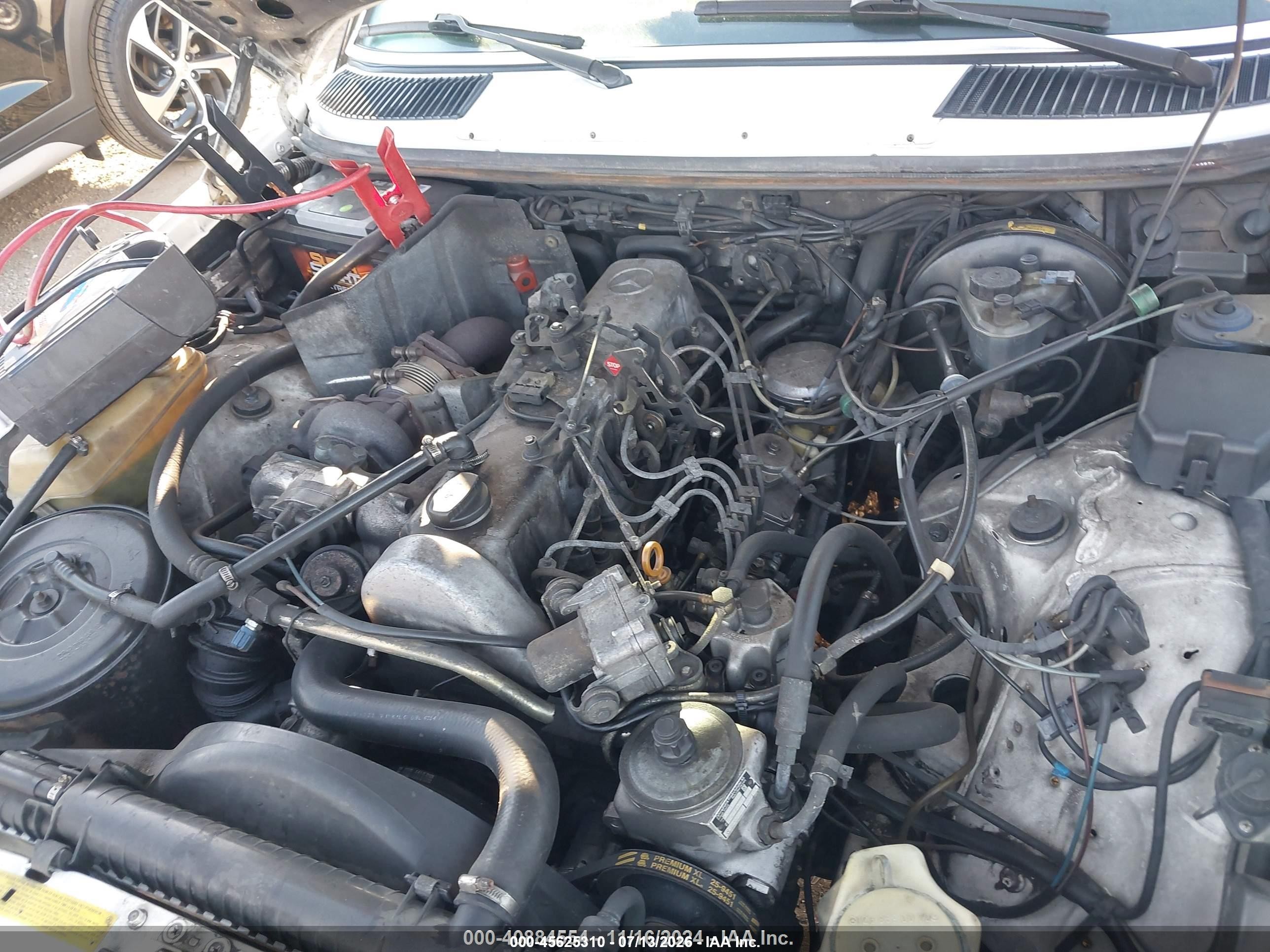 1985 Mercedes-benz 300 Cdt Белый vin: WDBAB53A6FA253406