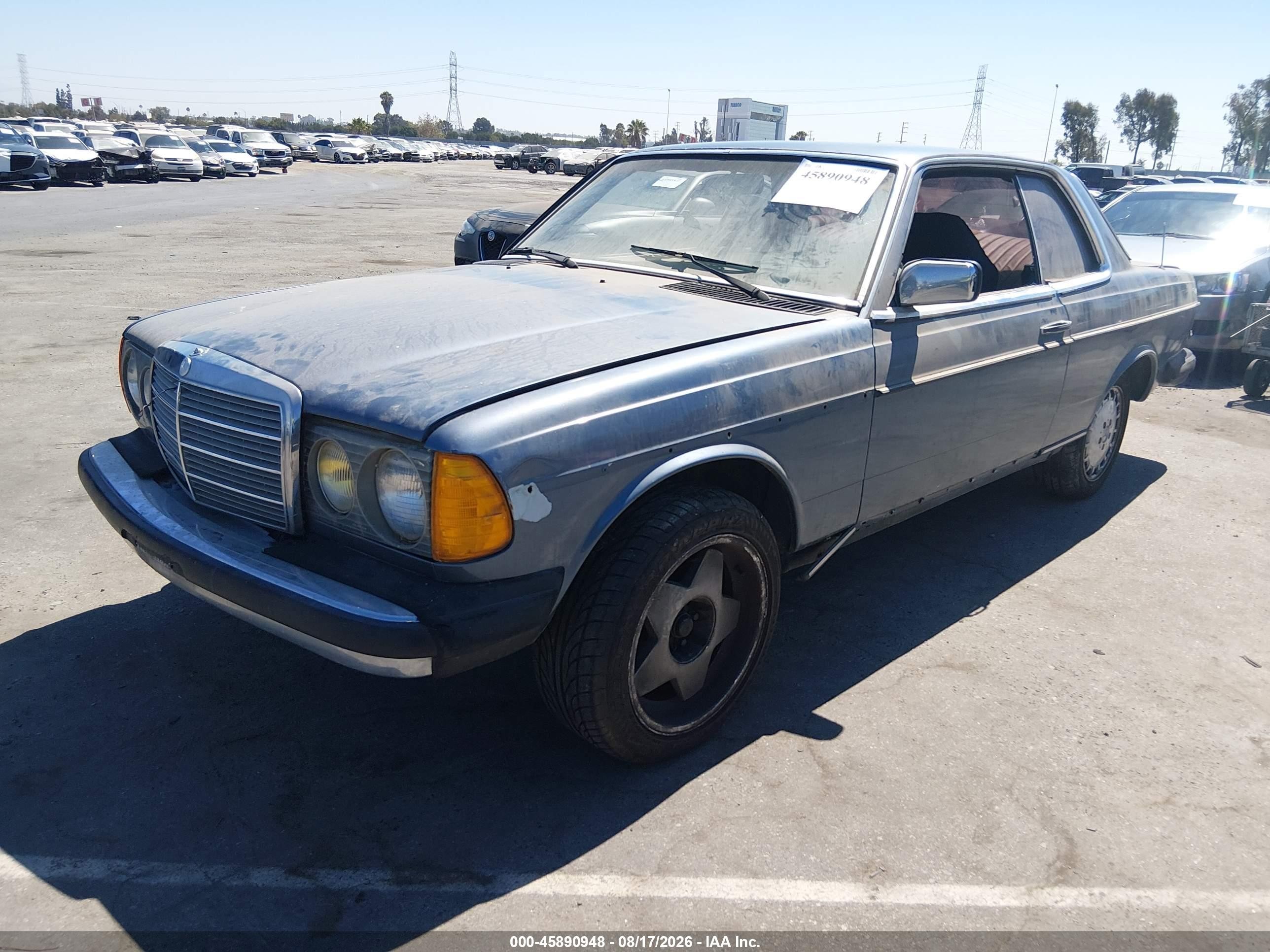 1984 Mercedes-benz 300 Cdt Light Blue vin: WDBAB53A9EA043655