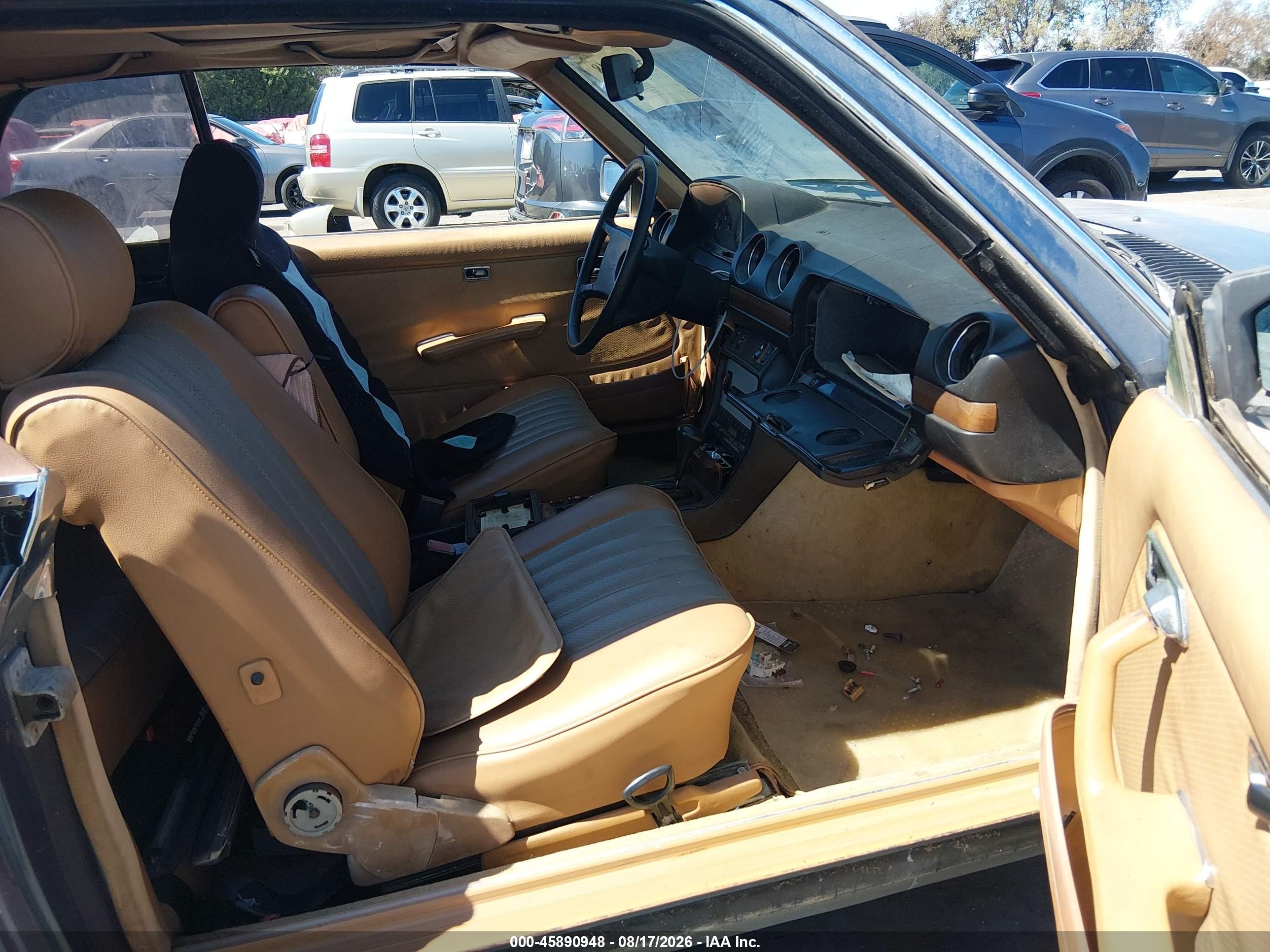 1984 Mercedes-benz 300 Cdt Light Blue vin: WDBAB53A9EA043655
