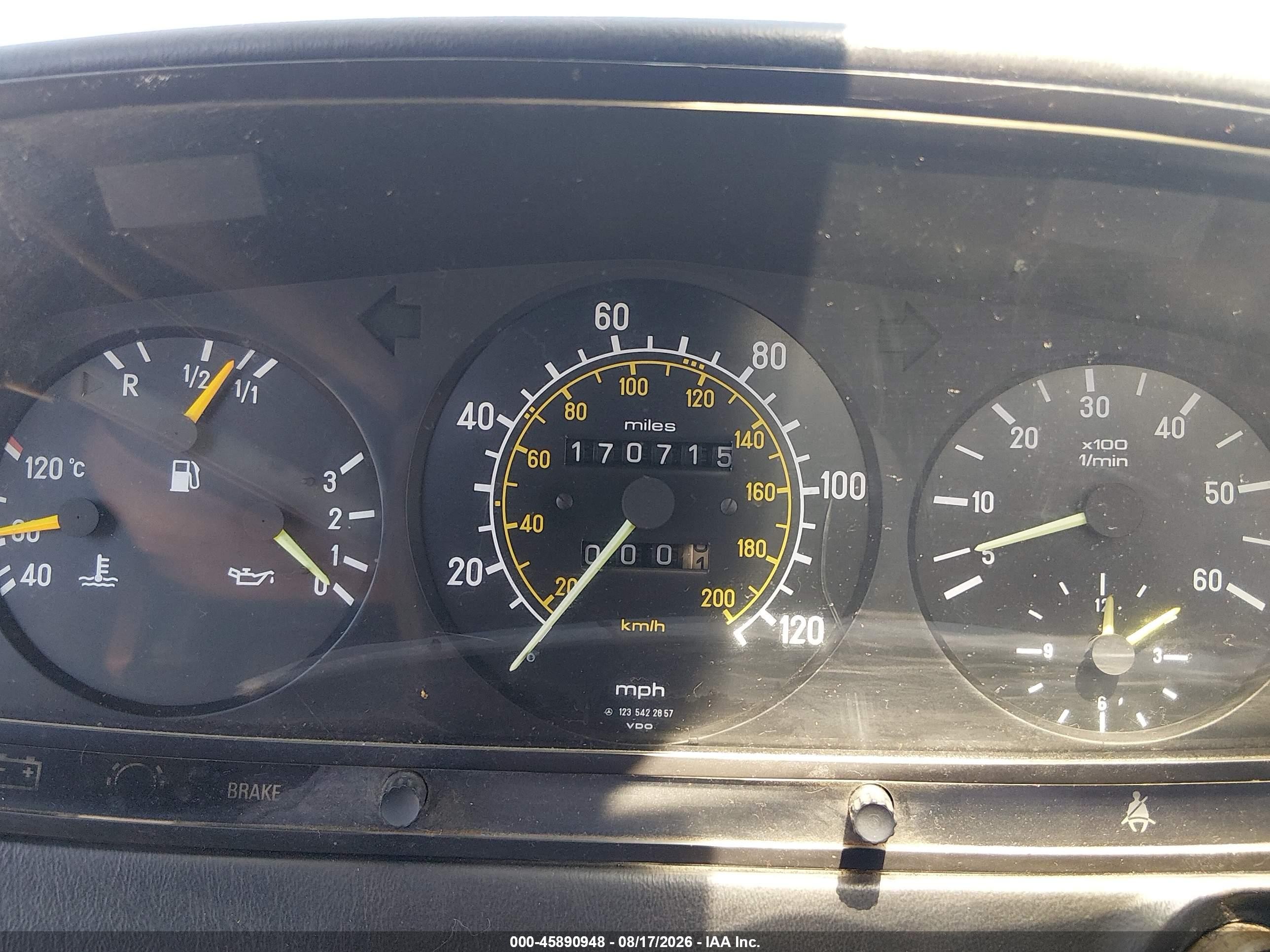 1984 Mercedes-benz 300 Cdt Light Blue vin: WDBAB53A9EA043655