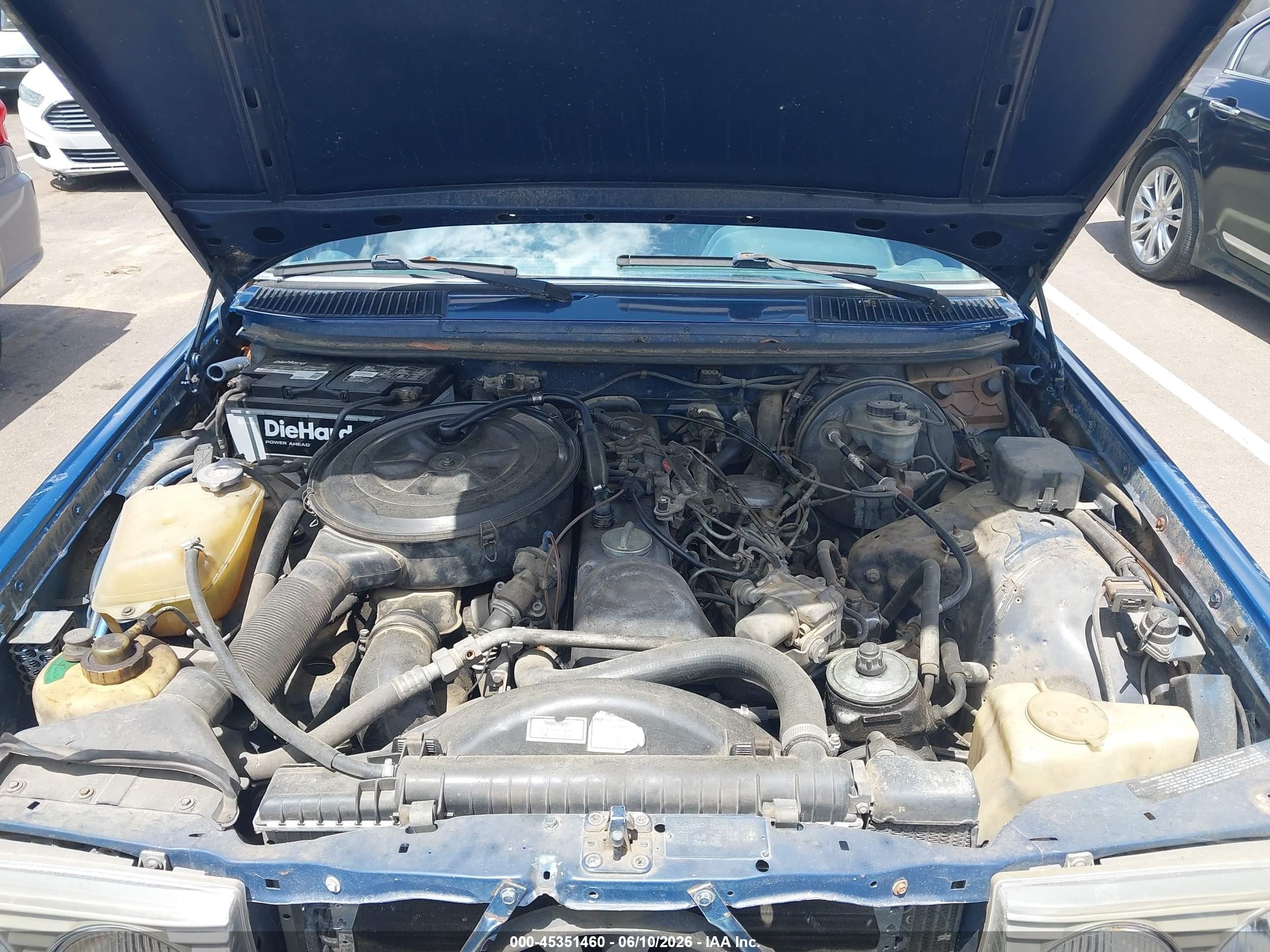 1984 Mercedes-benz 300 Tdt Синий vin: WDBAB93A1EF008067