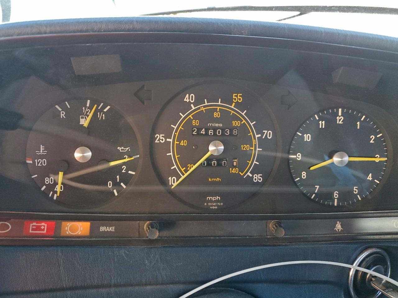 1981 Mercedes-benz 300 Td Blue vin: WDBAB93A9BN003765