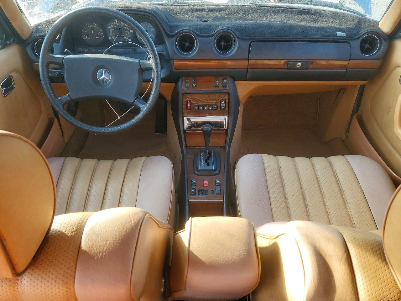1982 Mercedes-benz 300 Tdt Blue vin: WDBAB93AXCN011245