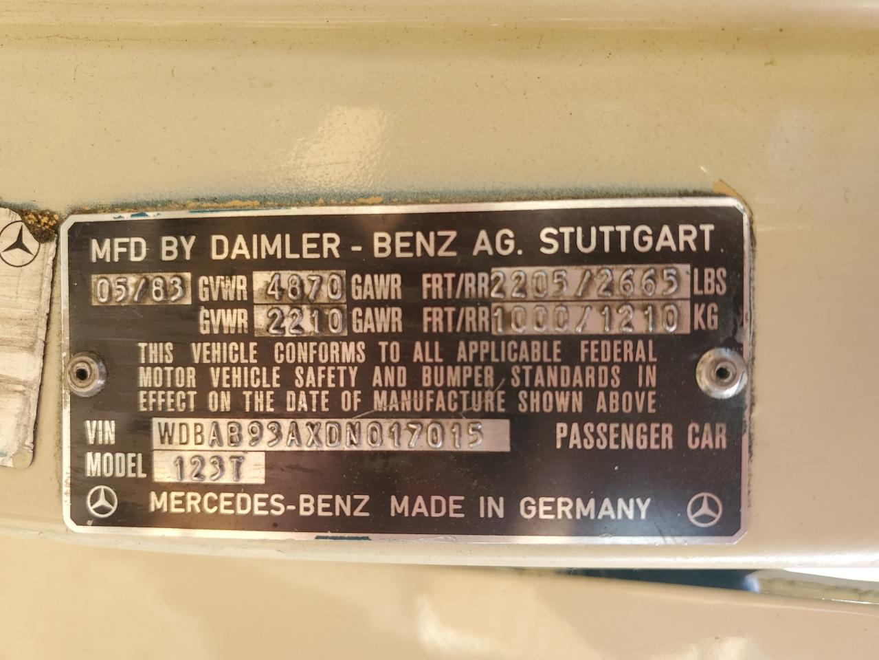 1983 Mercedes-benz 300 Tdt Beige vin: WDBAB93AXDN017015