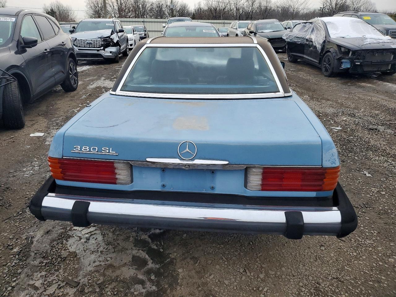 1982 Mercedes-benz 380 Sl Blue vin: WDBBA45A0CB015877