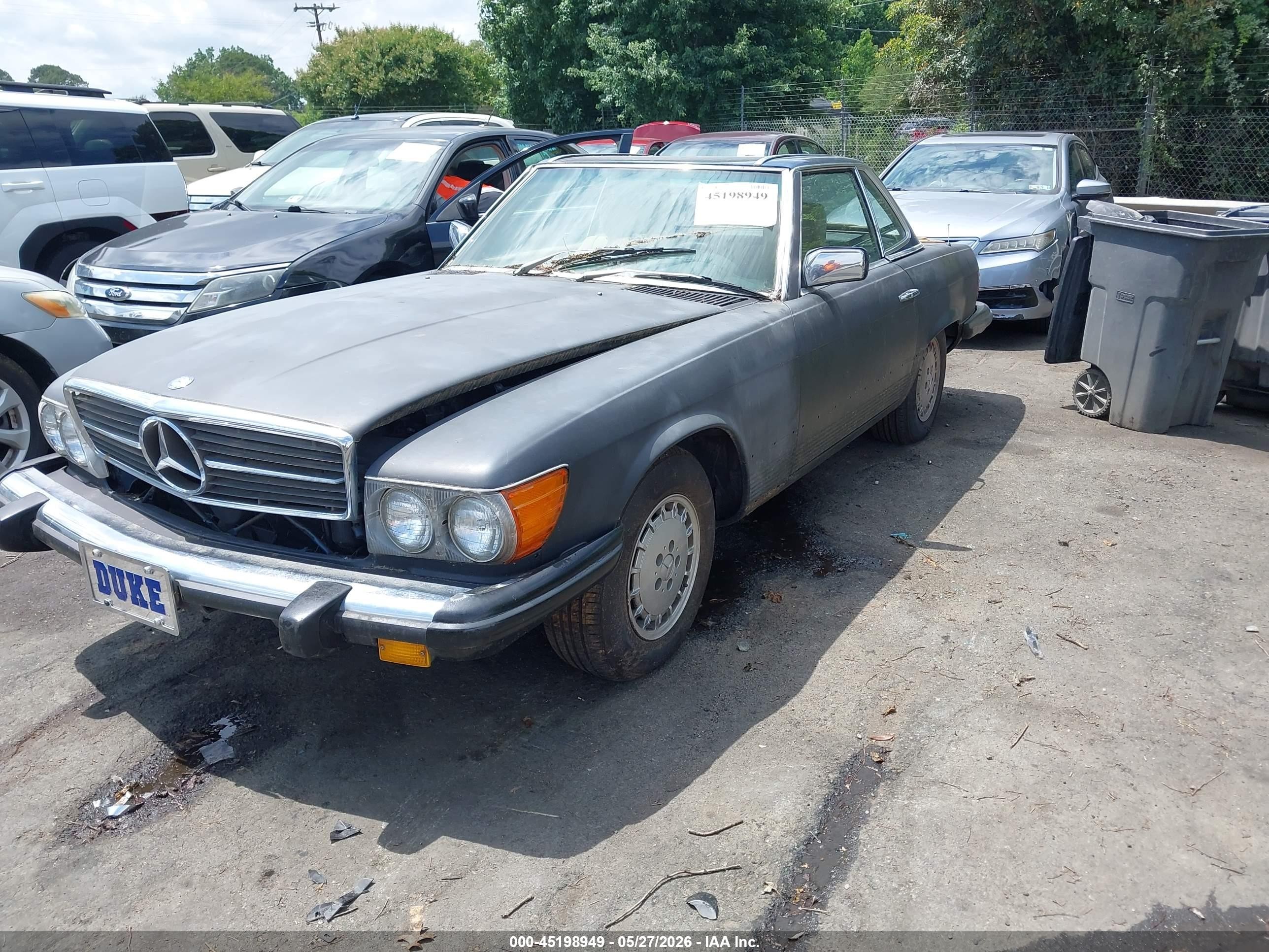 1984 Mercedes-benz 380 Sl Черный vin: WDBBA45A0EA001115