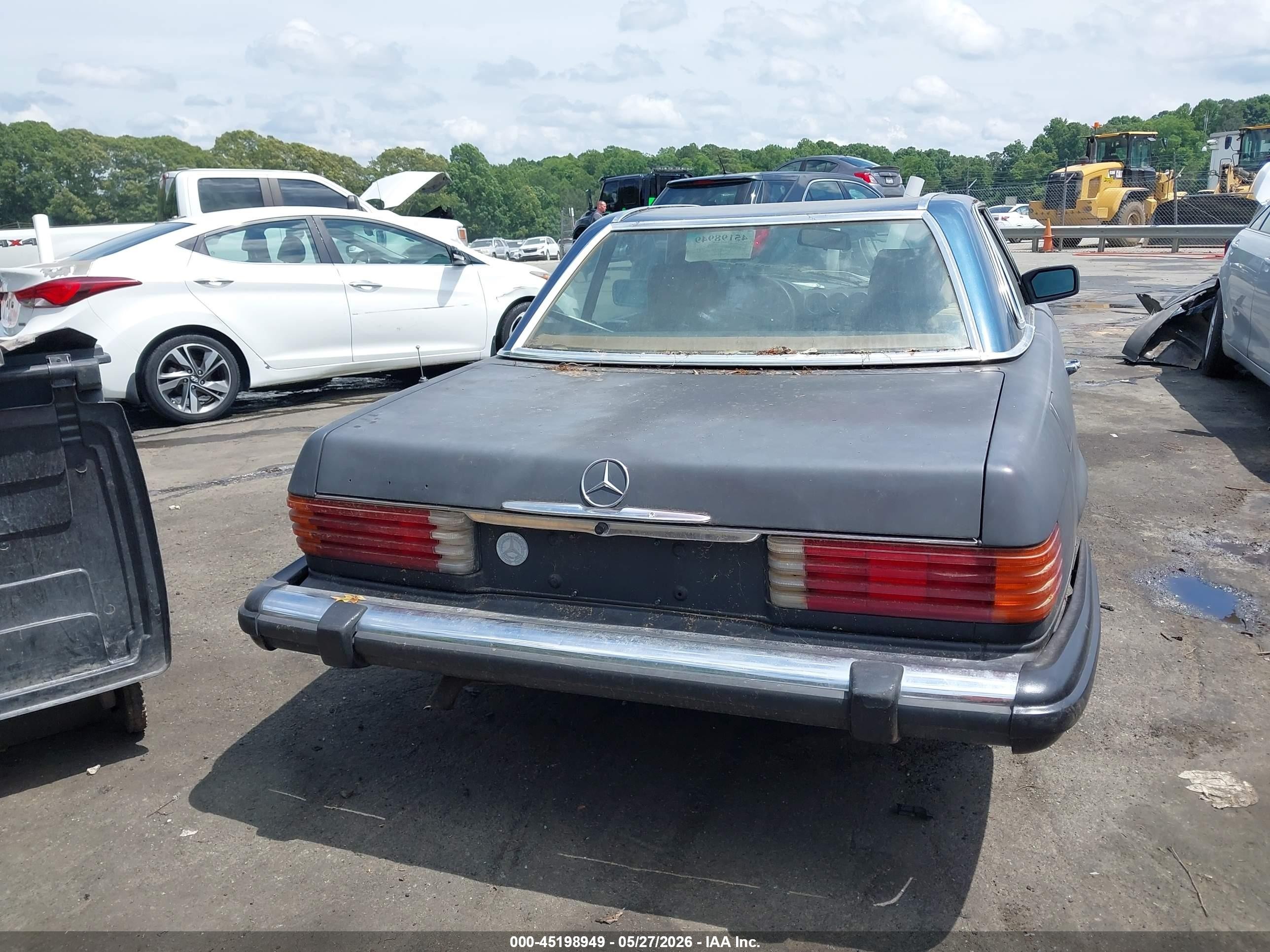 1984 Mercedes-benz 380 Sl Черный vin: WDBBA45A0EA001115