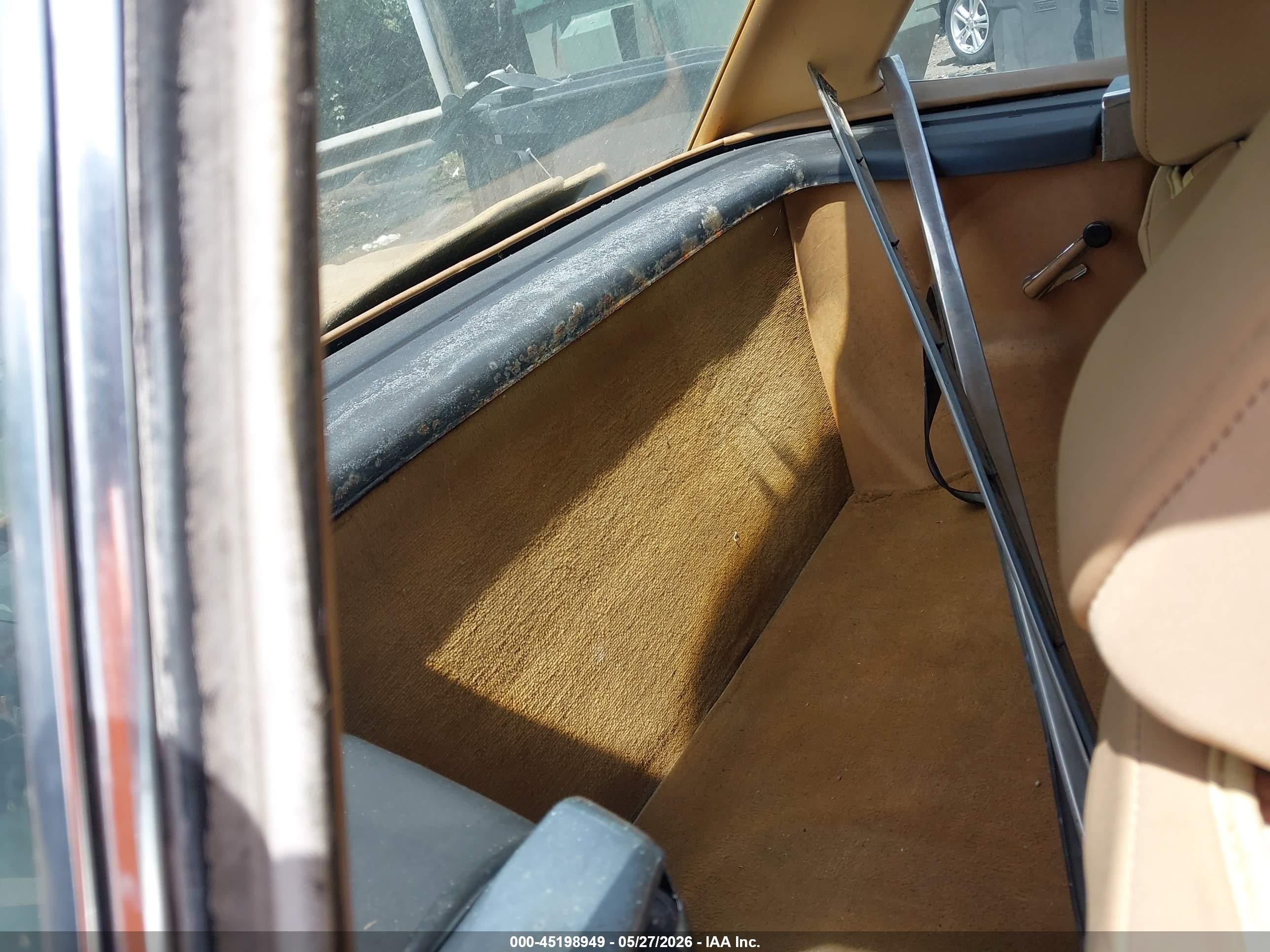 1984 Mercedes-benz 380 Sl Черный vin: WDBBA45A0EA001115