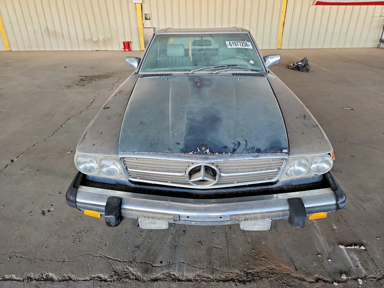 1983 Mercedes-benz 380 Sl Blue vin: WDBBA45A1DB022158