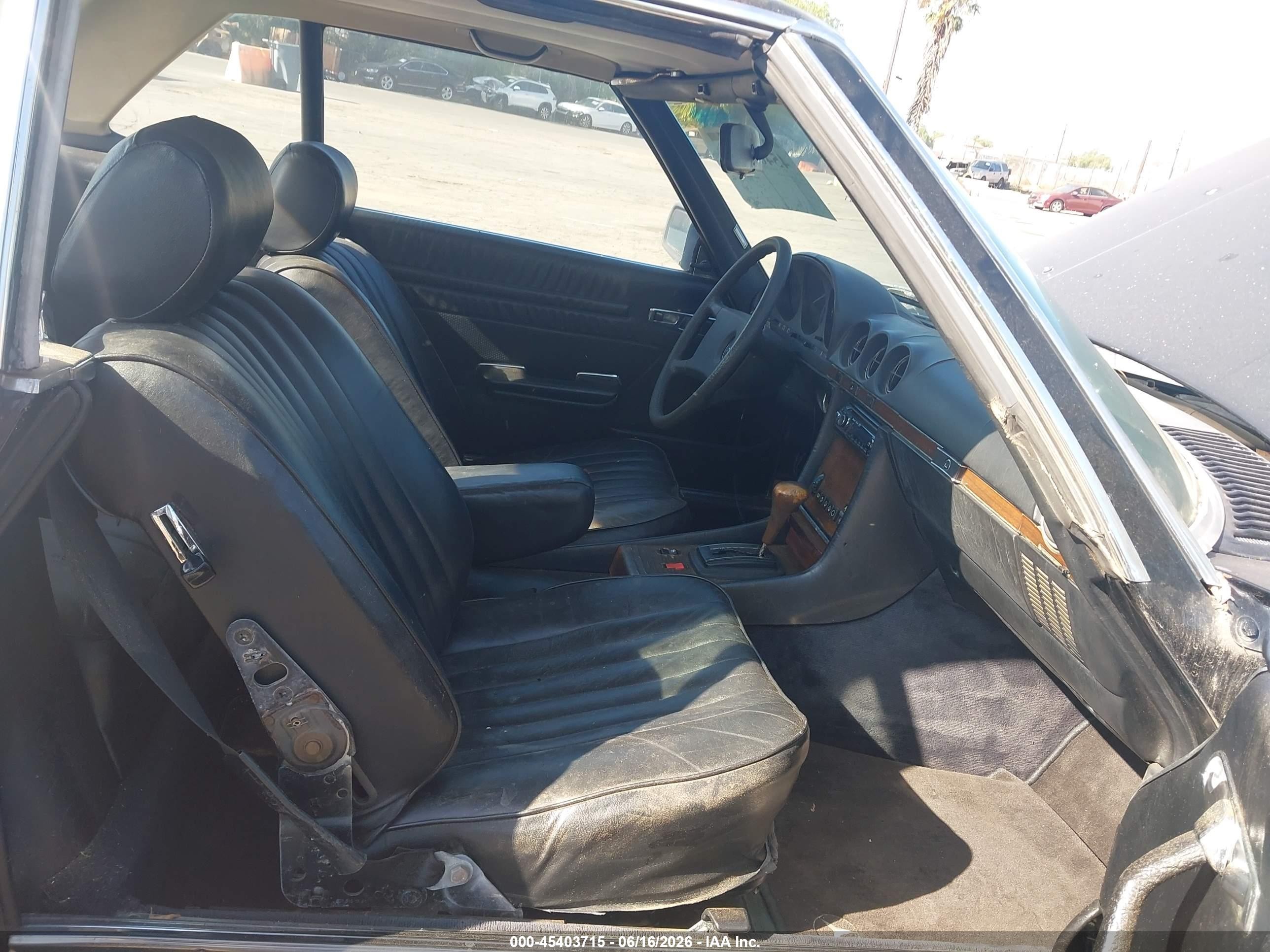 1982 Mercedes-benz 380 Sl Черный vin: WDBBA45A2CB018893