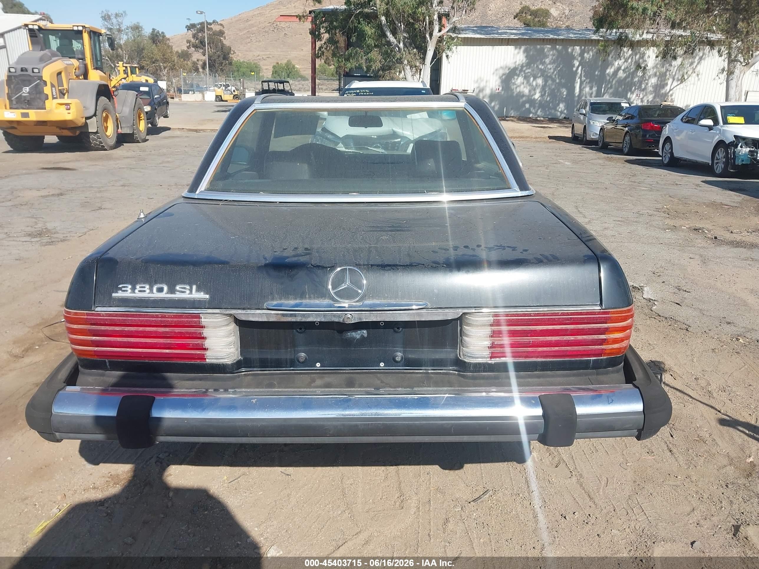 1982 Mercedes-benz 380 Sl Черный vin: WDBBA45A2CB018893