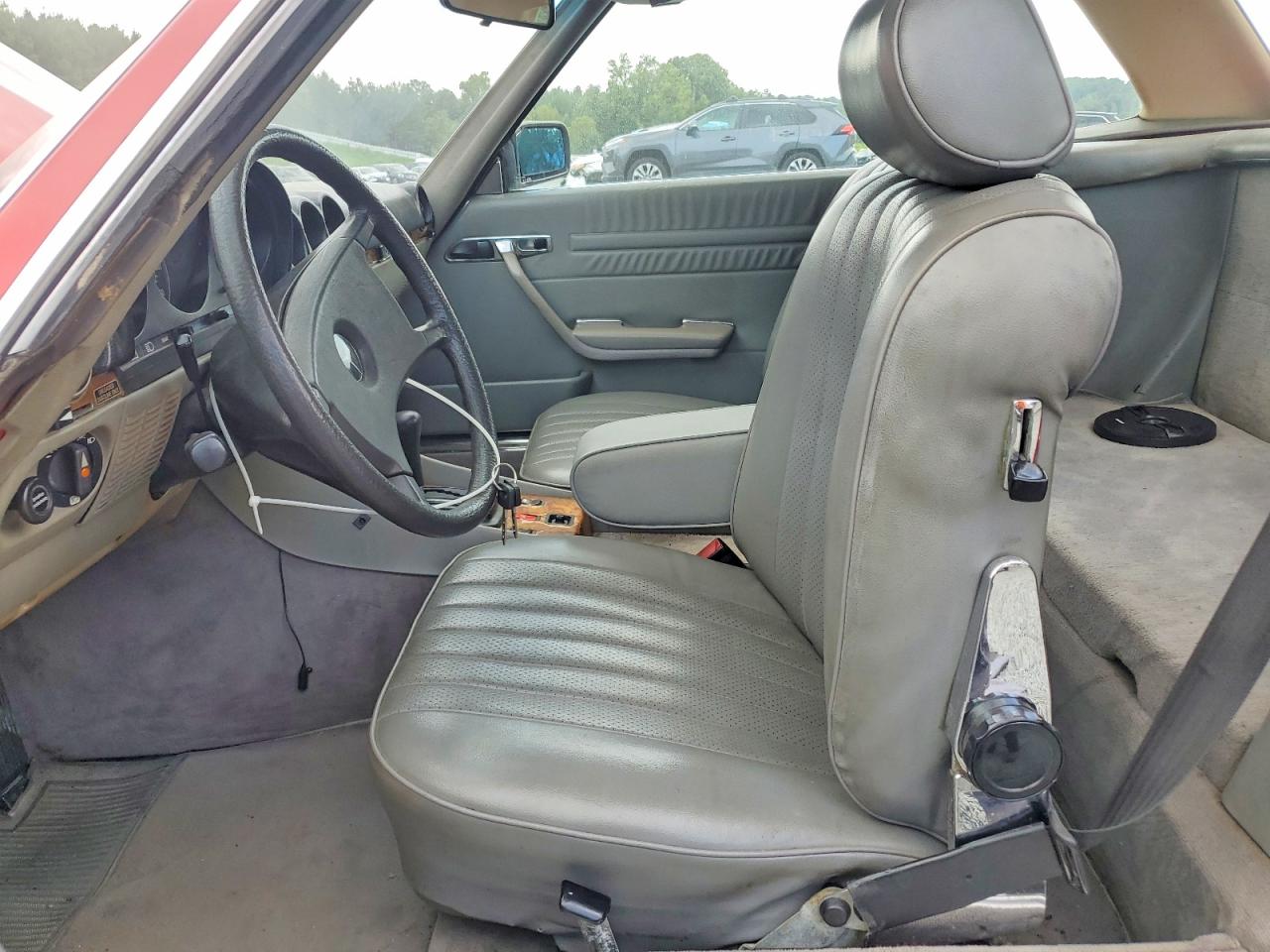 1984 Mercedes-benz 380 Sl Red vin: WDBBA45A2EA005943