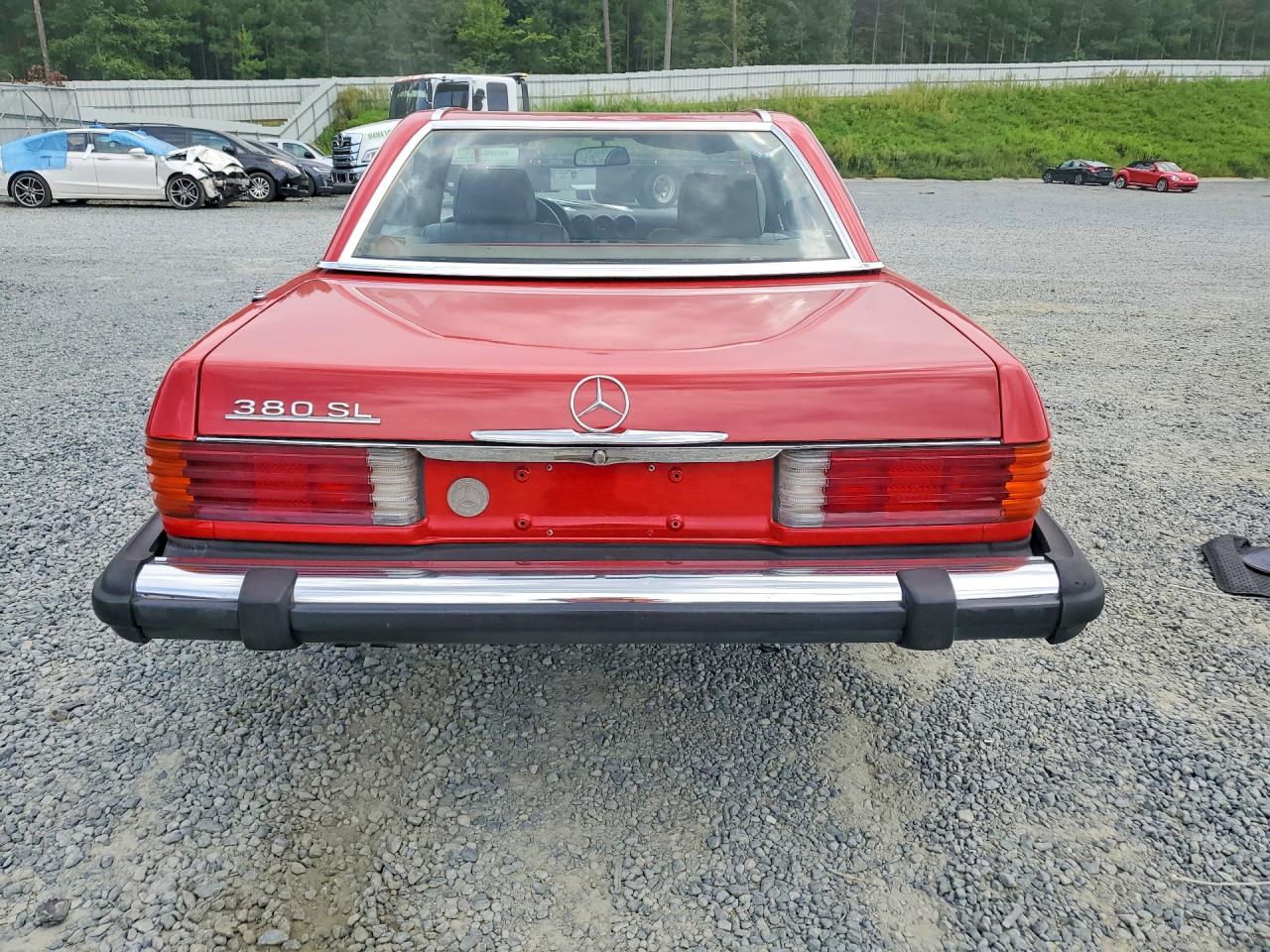 1984 Mercedes-benz 380 Sl Red vin: WDBBA45A2EA005943