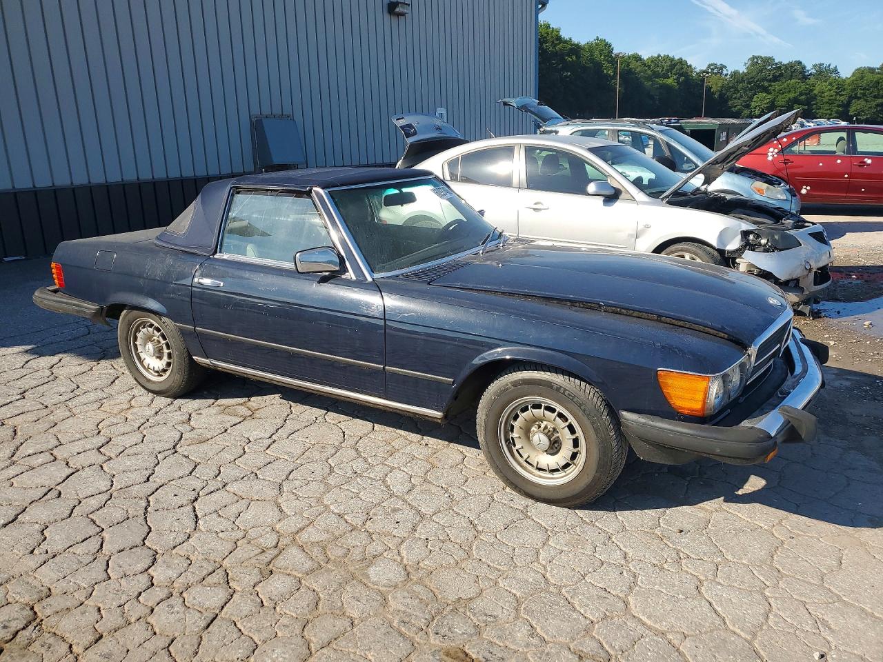 1983 Mercedes-benz 380 Sl Blue vin: WDBBA45A3DB021979