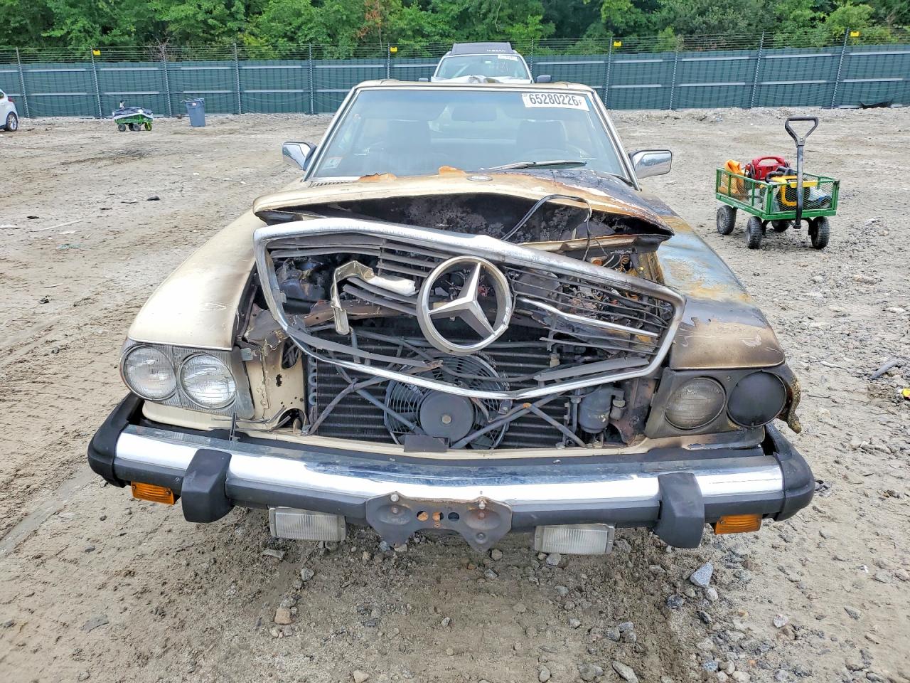 1984 Mercedes-benz 380 Sl Бежевый vin: WDBBA45A4EA005295