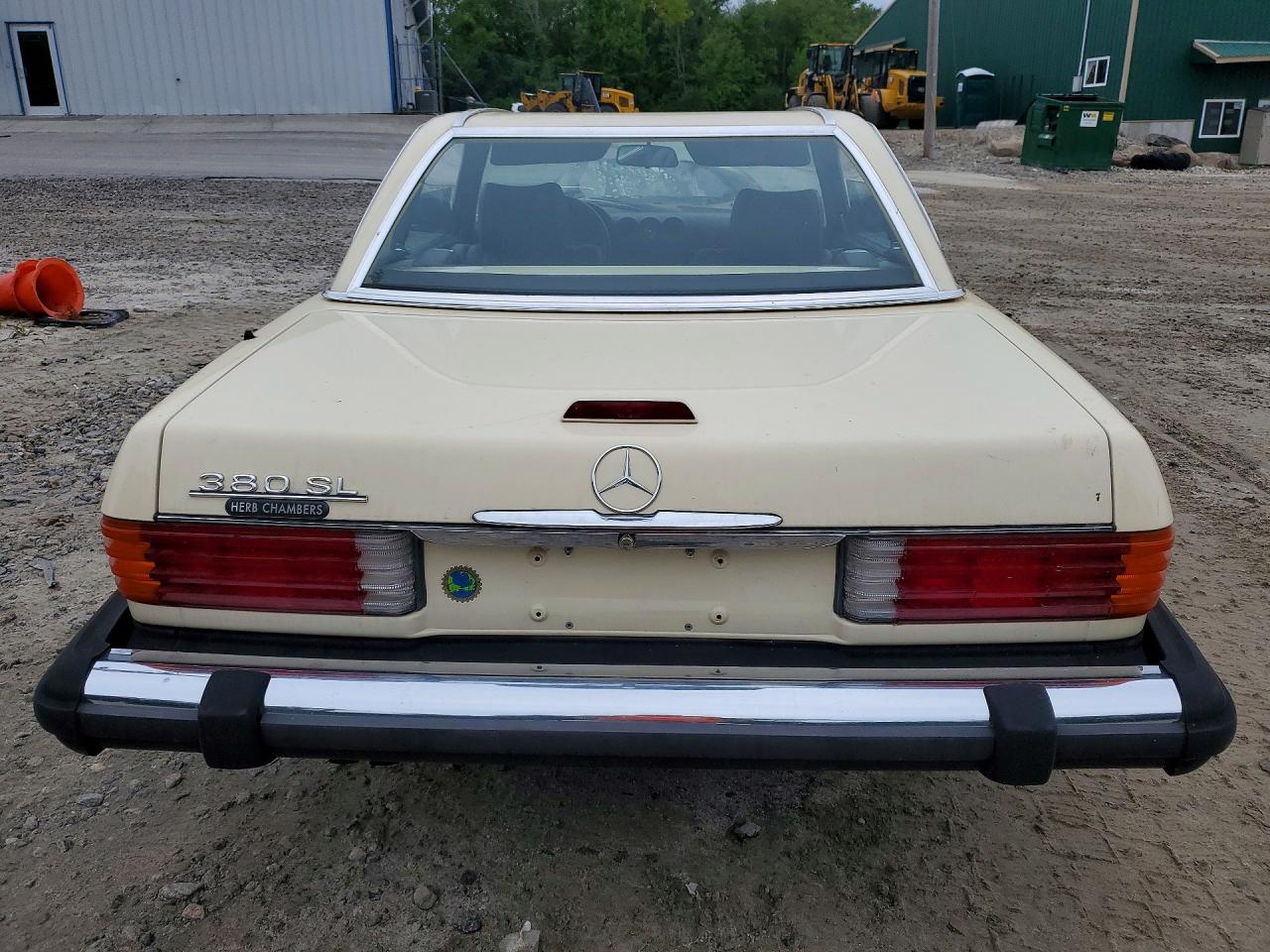 1984 Mercedes-benz 380 Sl Бежевый vin: WDBBA45A4EA005295