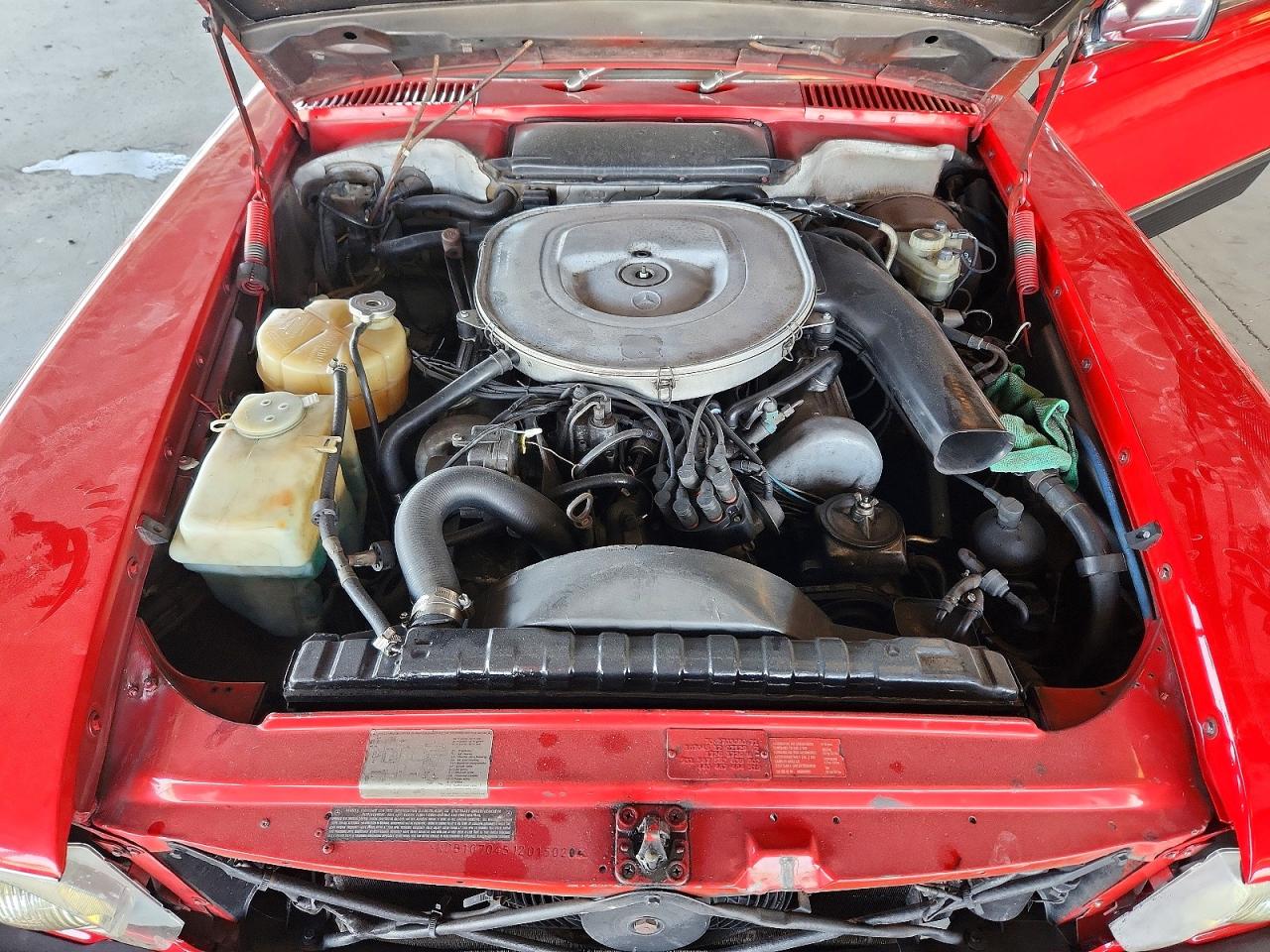1982 Mercedes-benz 190 Red vin: WDBBA45A5CB015020