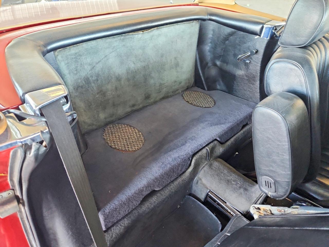 1982 Mercedes-benz 190 Red vin: WDBBA45A5CB015020