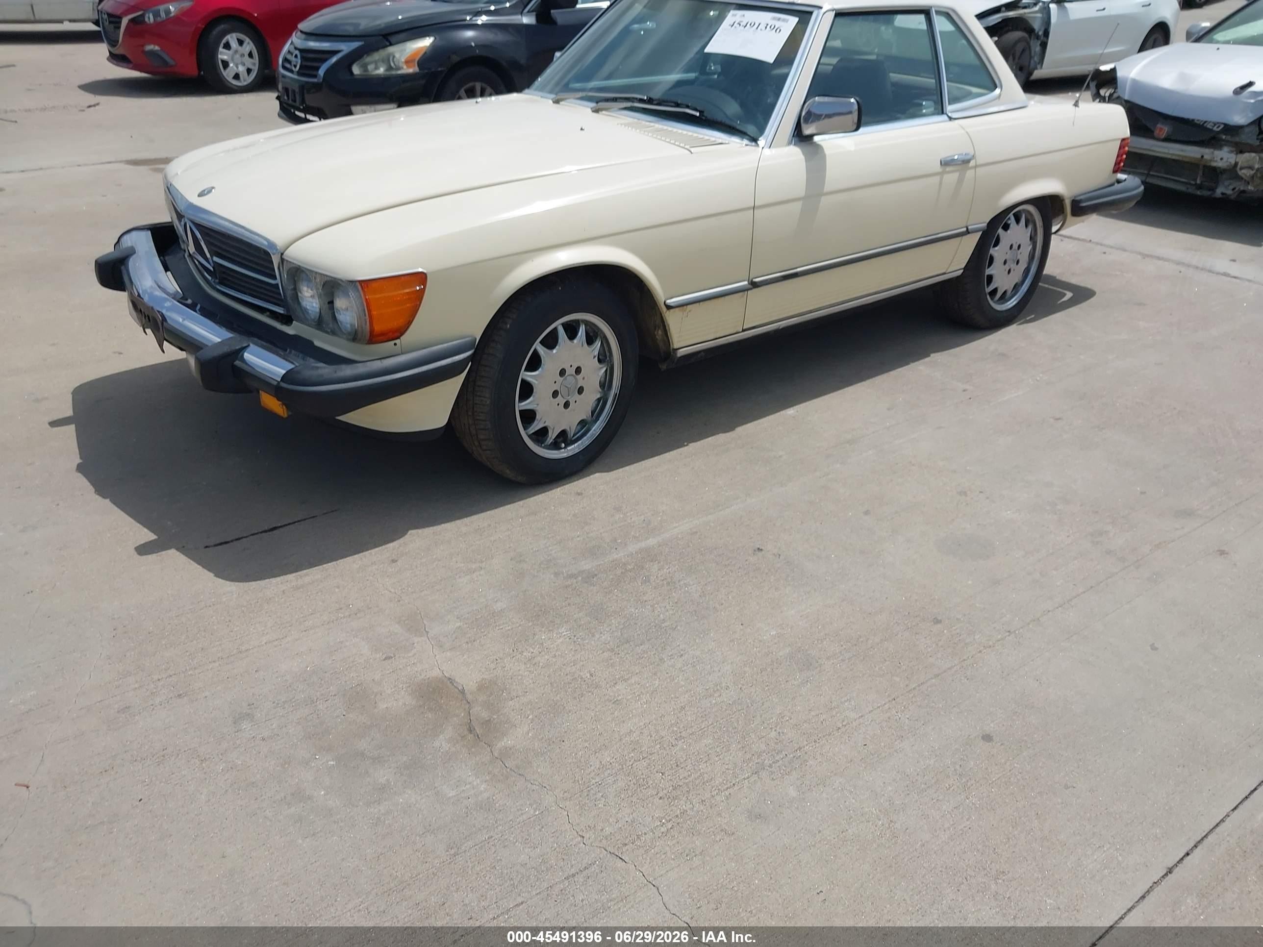 1983 Mercedes-benz 380 Sl Yellow vin: WDBBA45A5DB028190