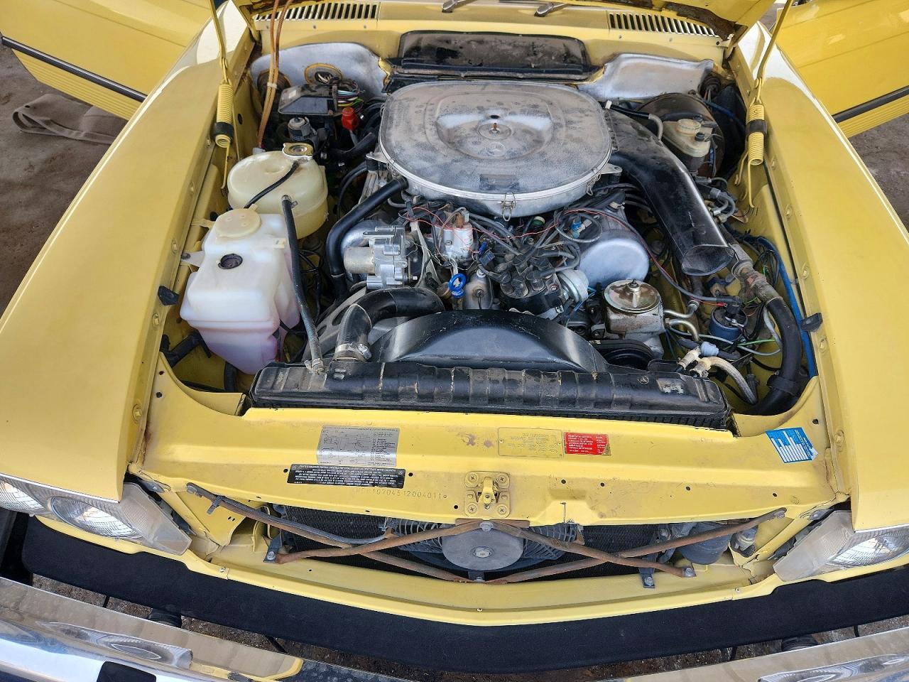 1981 Mercedes-benz 380 Sl Yellow vin: WDBBA45A6BB004011