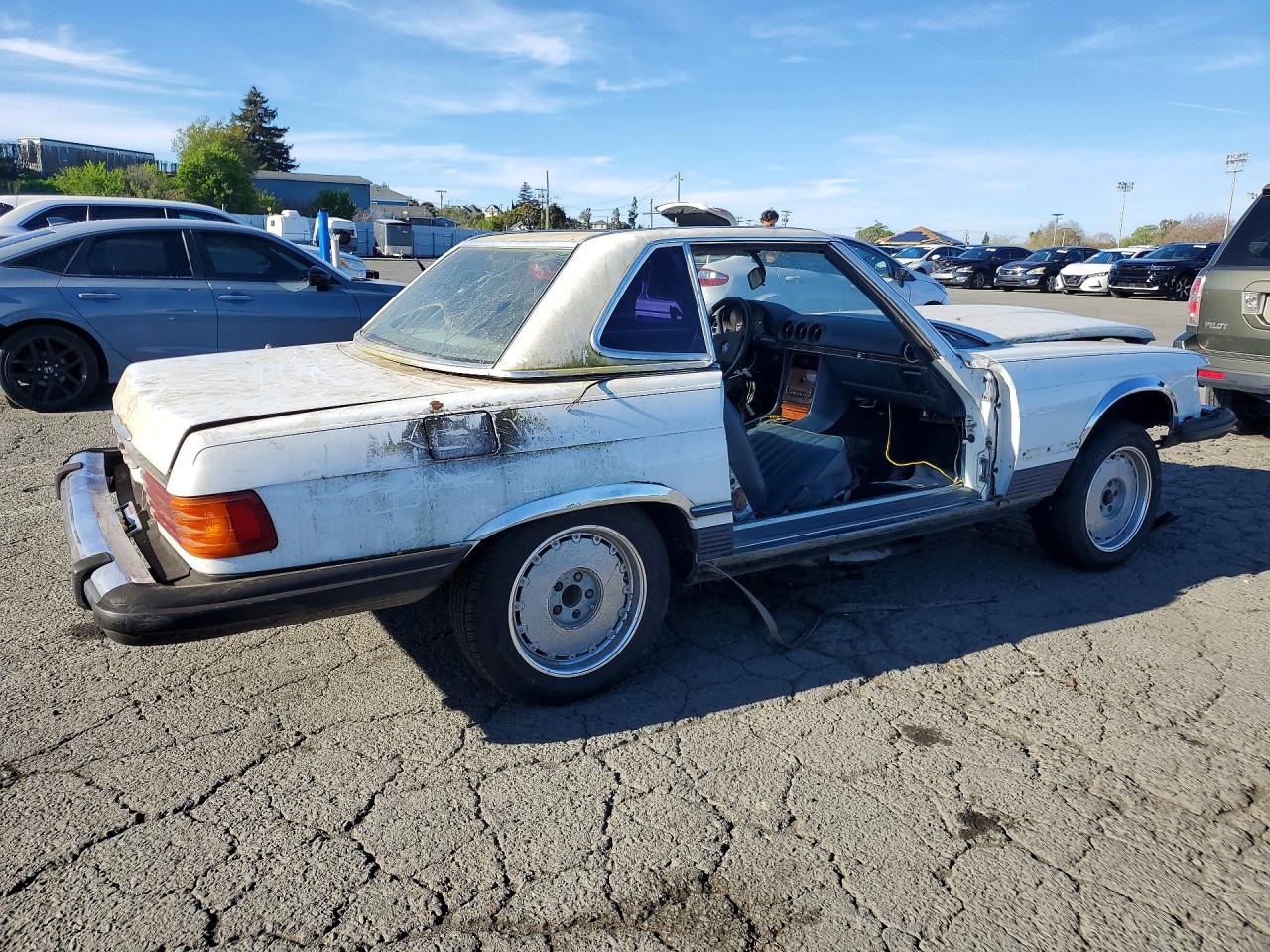 1982 Mercedes-benz 380 Sl White vin: WDBBA45A6CB010991