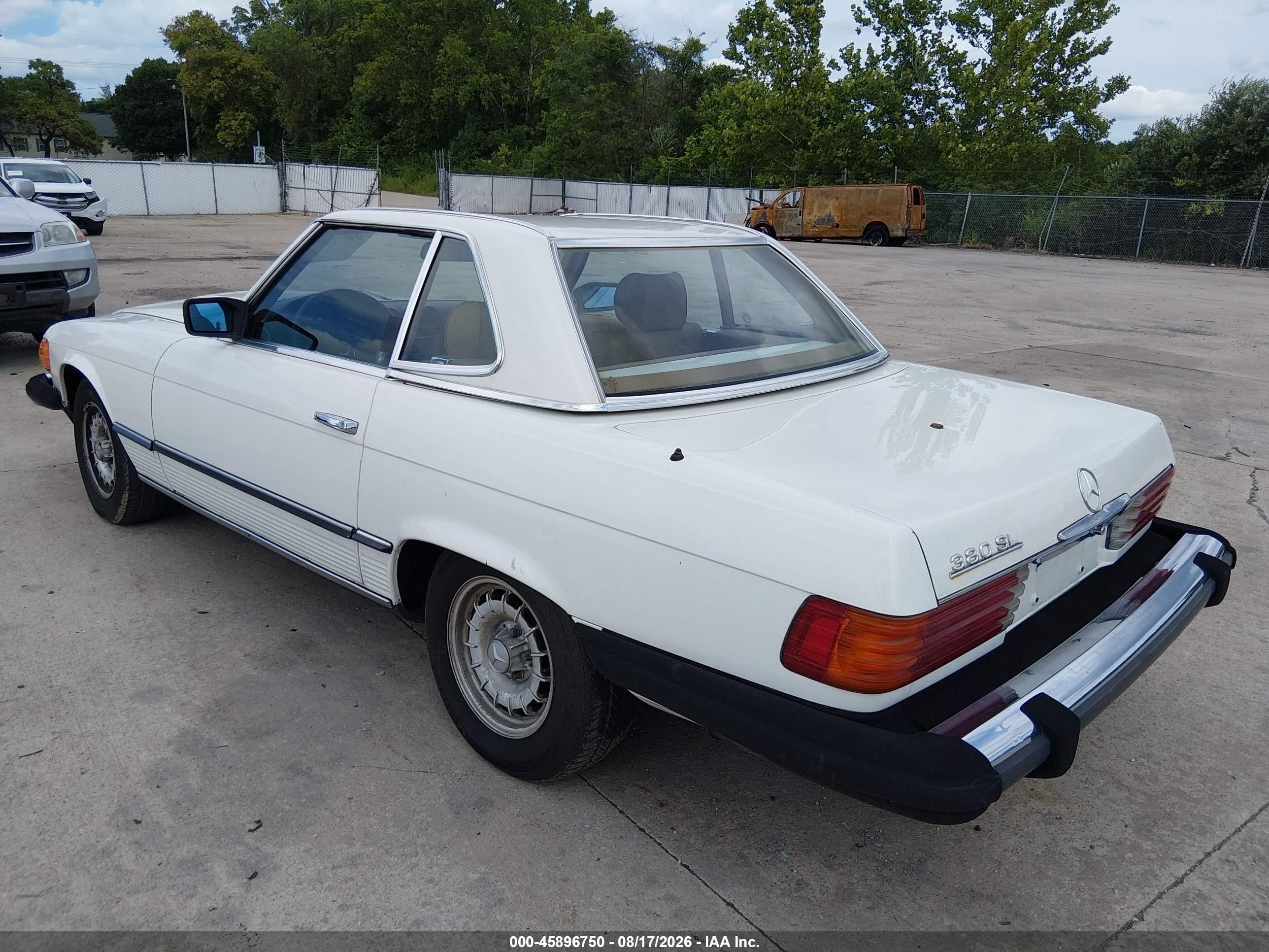 1983 Mercedes-benz 380 Sl White vin: WDBBA45A6DB020101